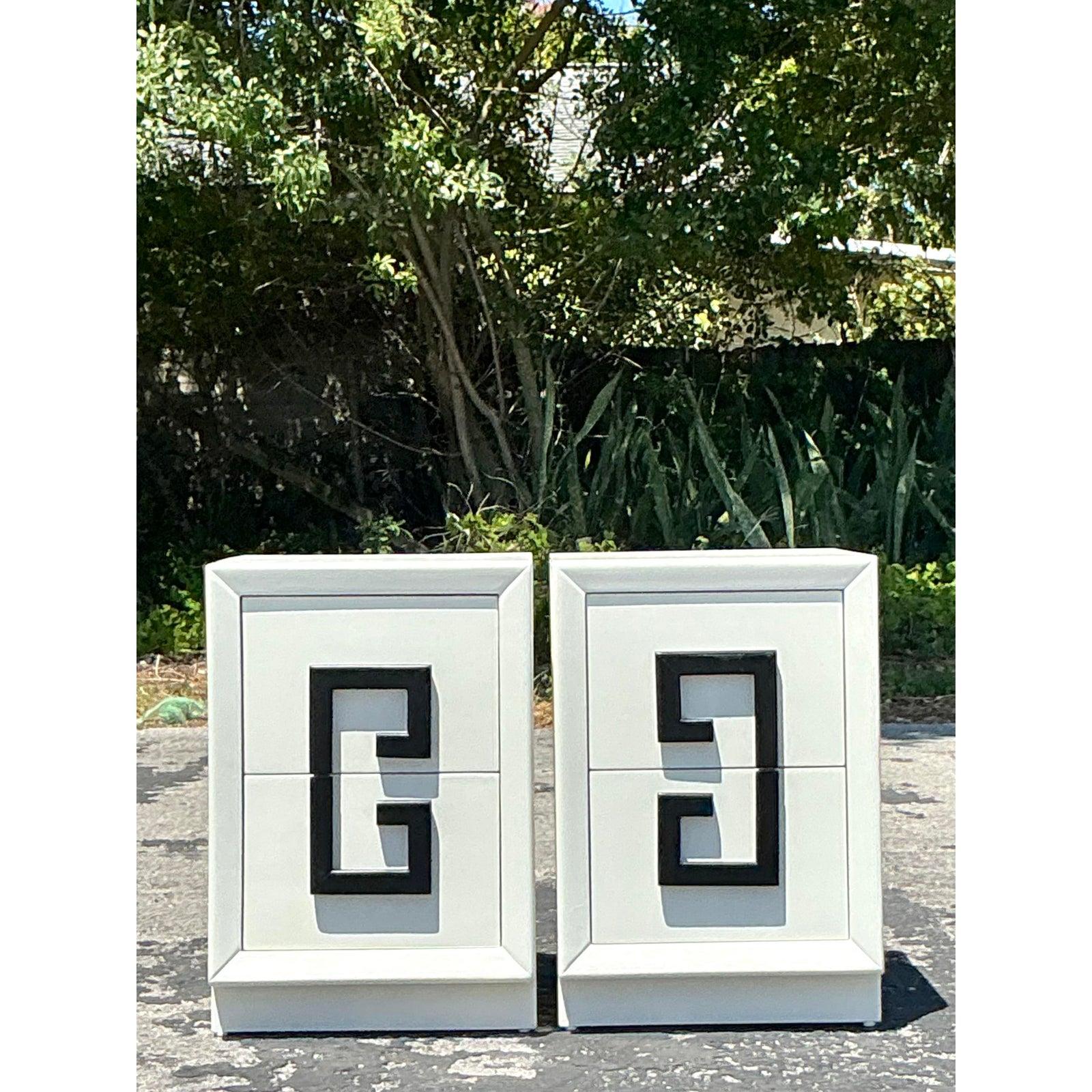 Paire de tables de chevet Vintage Boho Greek Key After Kittenger en vente 3