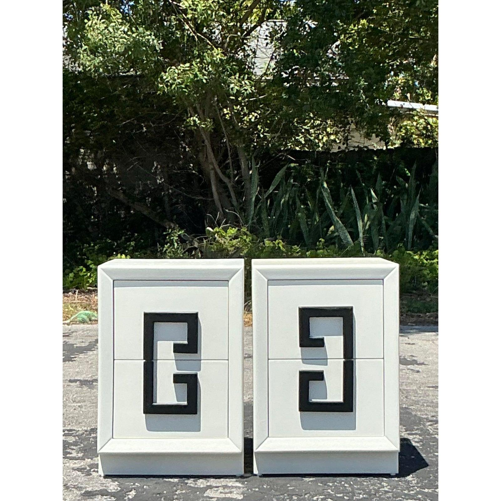 Paire de tables de chevet Vintage Boho Greek Key After Kittenger en vente 2