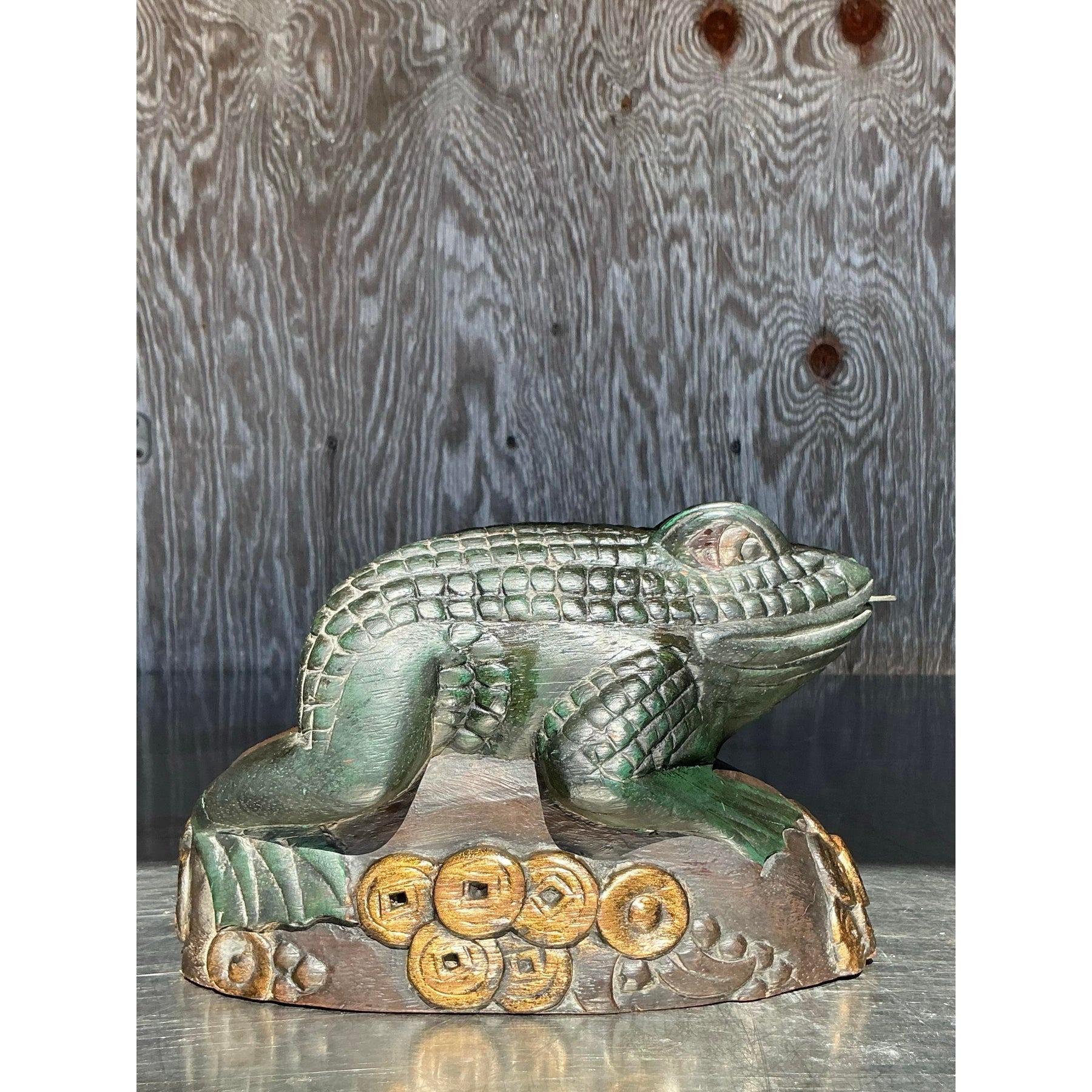 XX secolo Rana vintage boho intagliata a mano in vendita