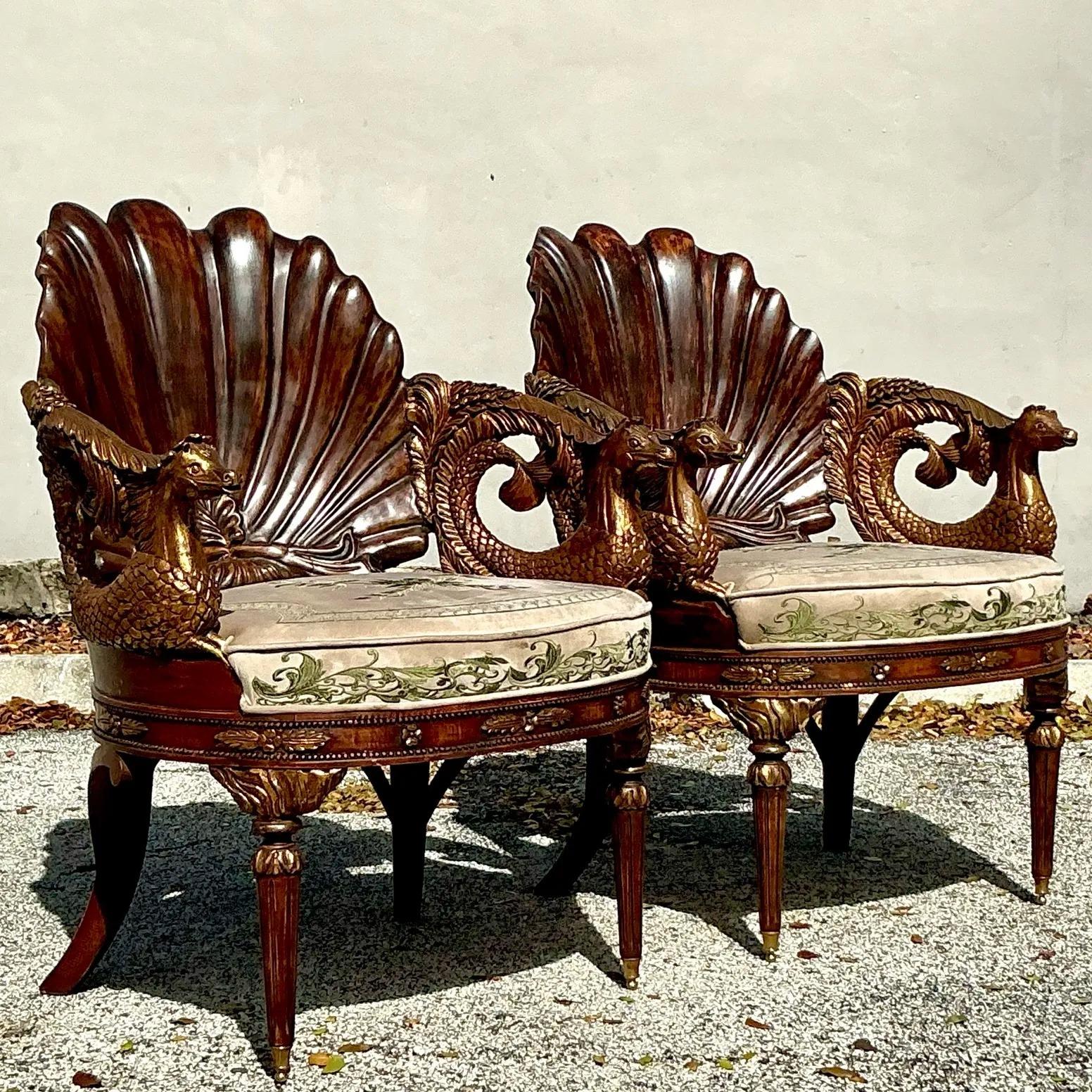 Chaises Grotto Vintage Boho sculptées à la main - une paire en vente 2