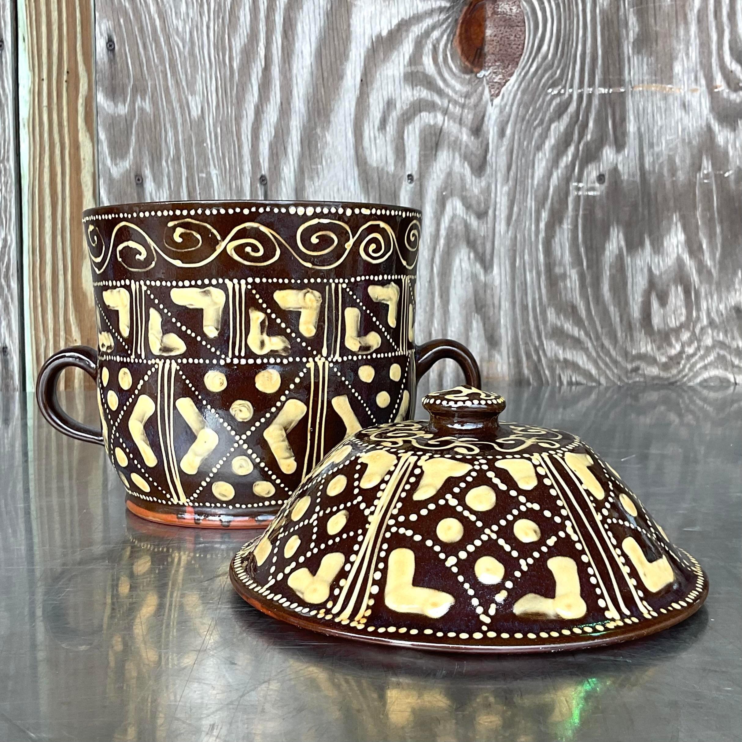 Handbemalter Vintage Boho Schokoladentopf aus Keramik (Britisch) im Angebot
