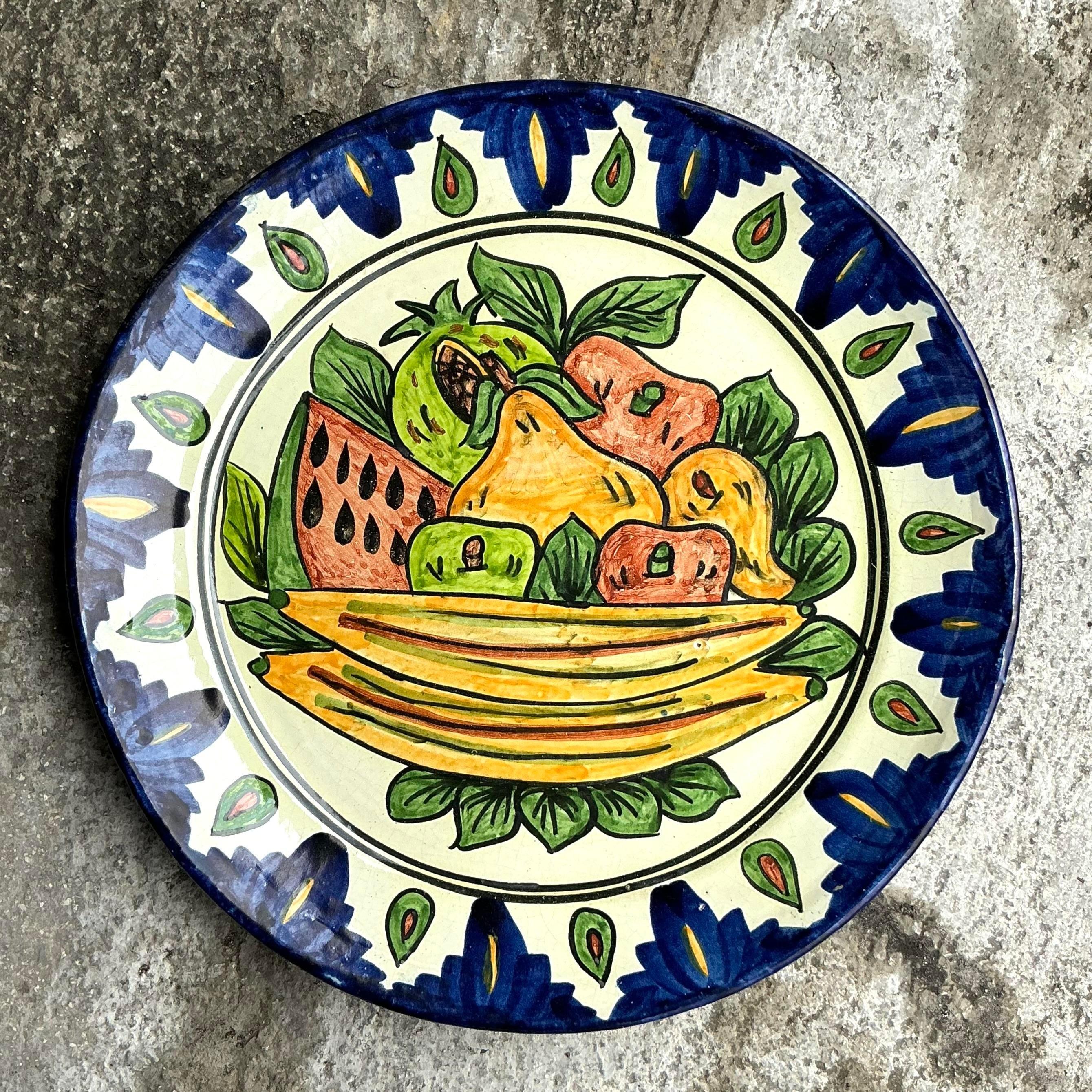 Plato Vintage Boho Pintado a Mano Mexicano siglo XX en venta