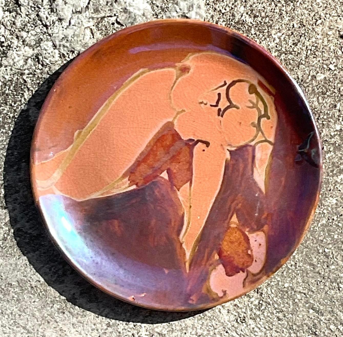 Vintage Boho Hand Painted Nude Studio Pottery Plate (amerikanisch) im Angebot