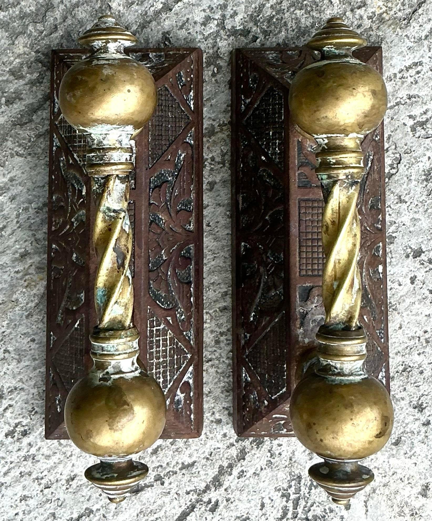 Vintage Boho Hand Tooled Messing Tür zieht - Satz von 2 (amerikanisch) im Angebot