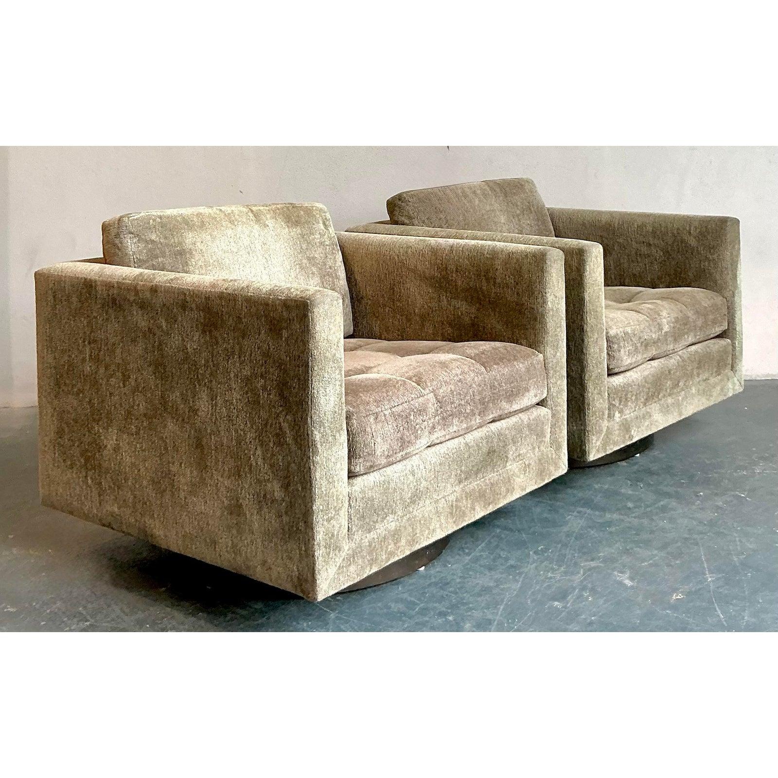 Métal Chaises pivotantes Vintage By Harvey Probber - une paire en vente