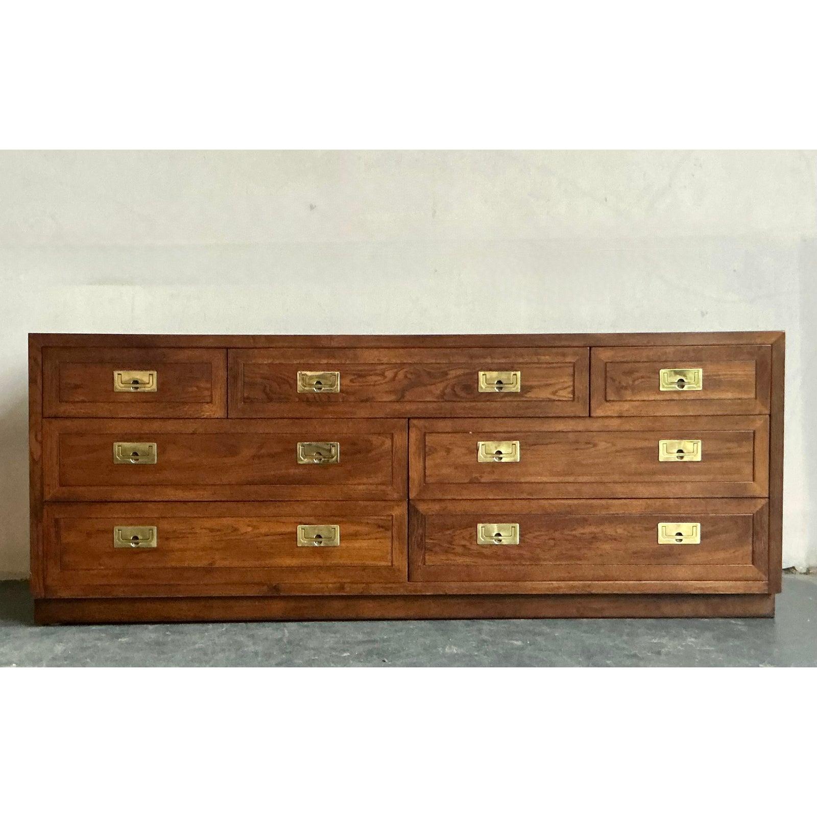 Mid-Century moderno Comò Campaigner vintage in stile boho Henredon in vendita