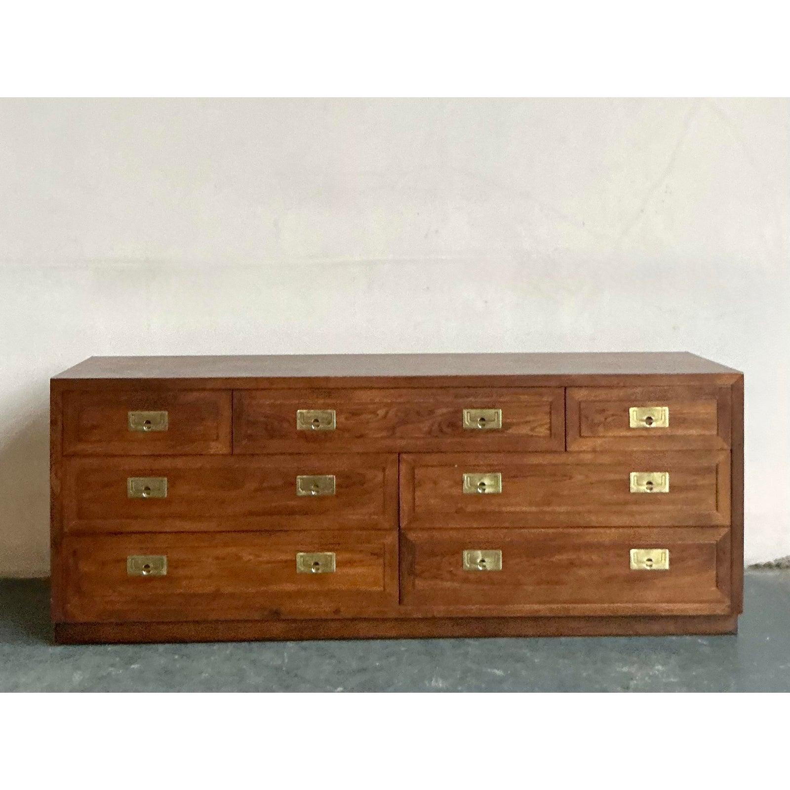 Ottone Comò Campaigner vintage in stile boho Henredon in vendita