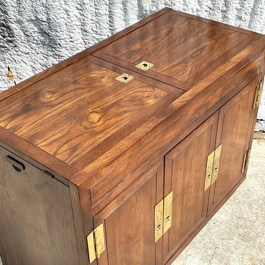 Vintage Boho Henredon Campaña Barra Seca Estadounidense en venta