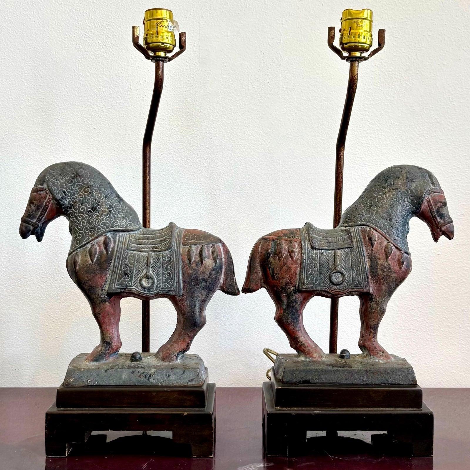 Vintage Boho Pferd Lampe Paar (Metall) im Angebot