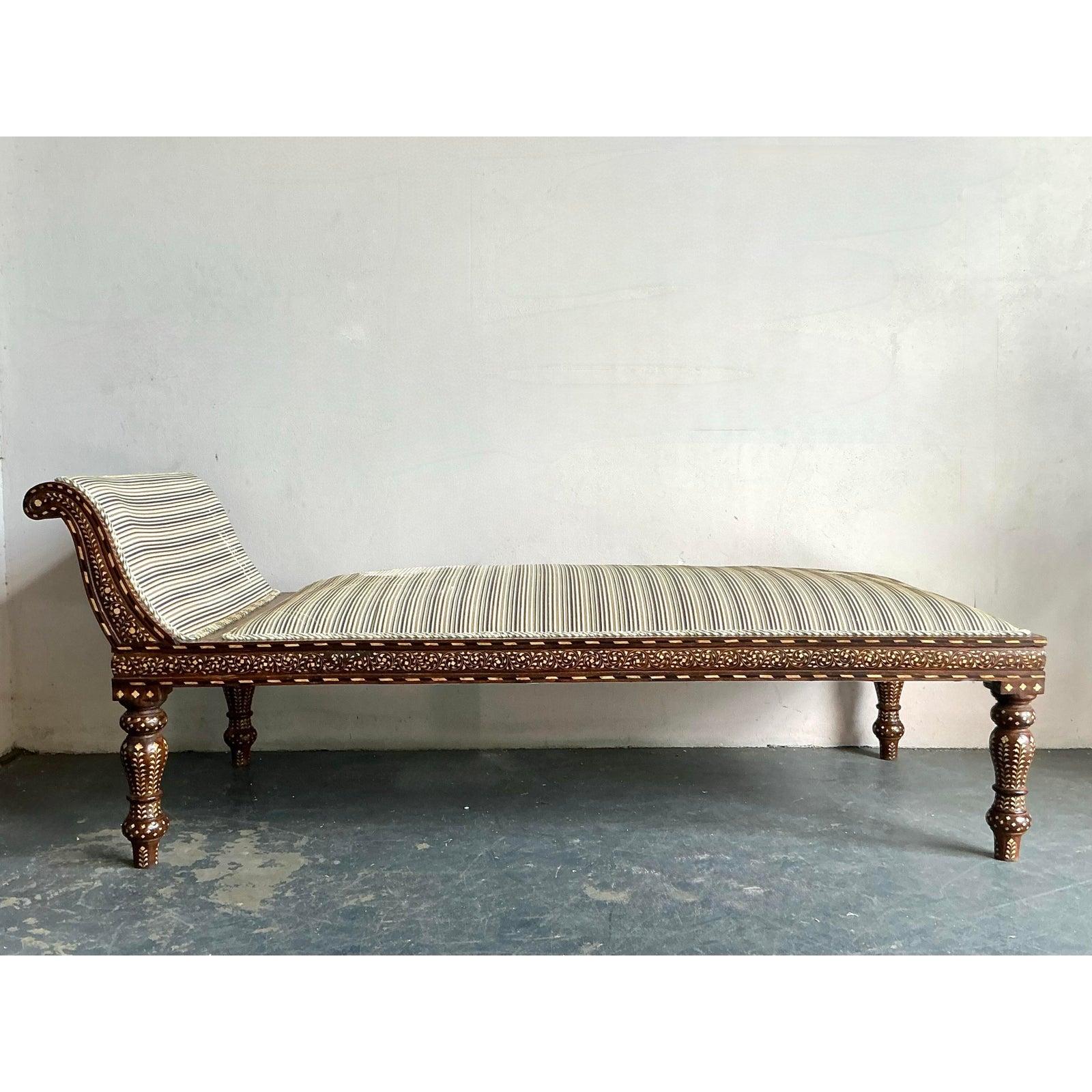 Vintage Boho Inlay Chaise Lounge en vente 1
