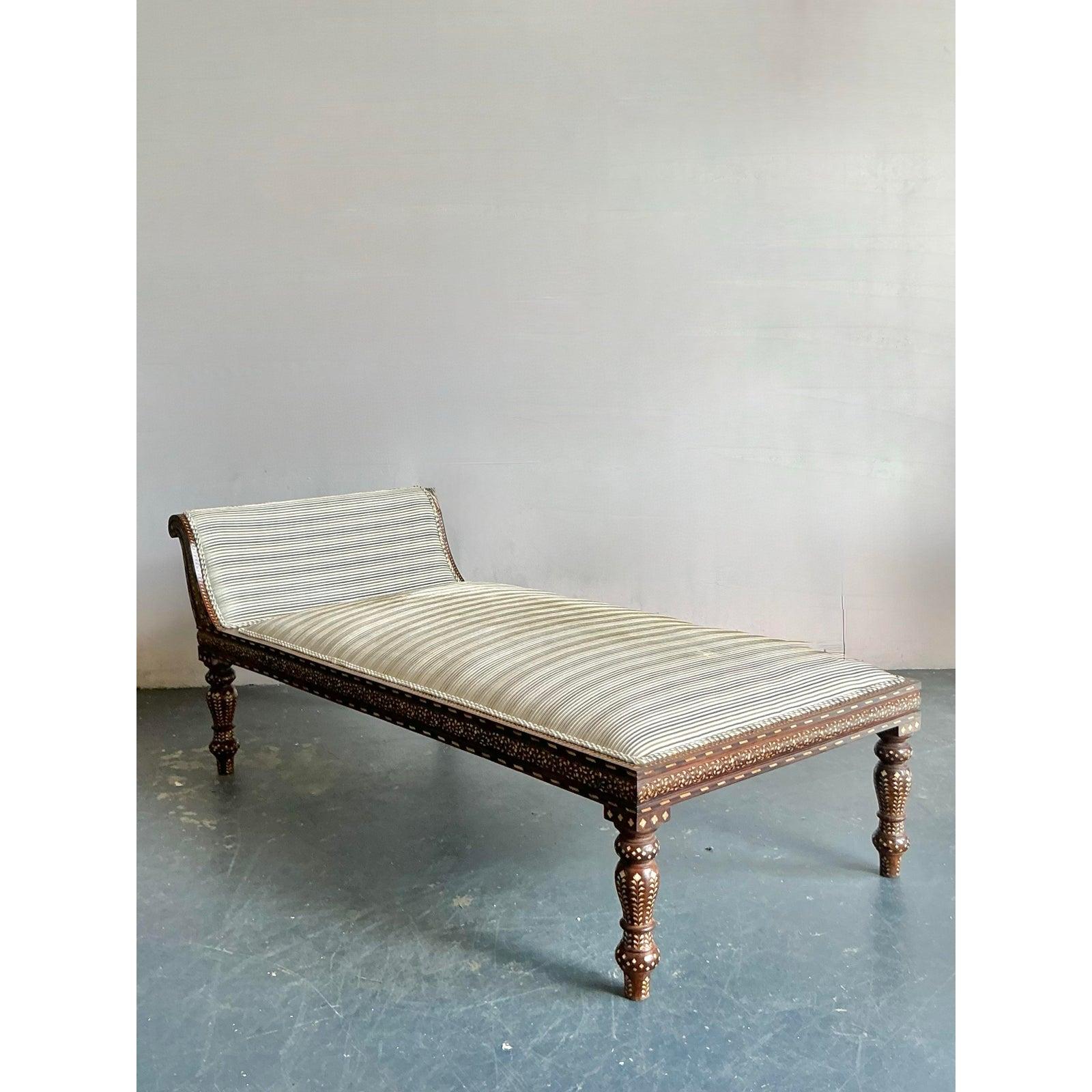 Vintage Boho Inlay Chaise Lounge en vente 3