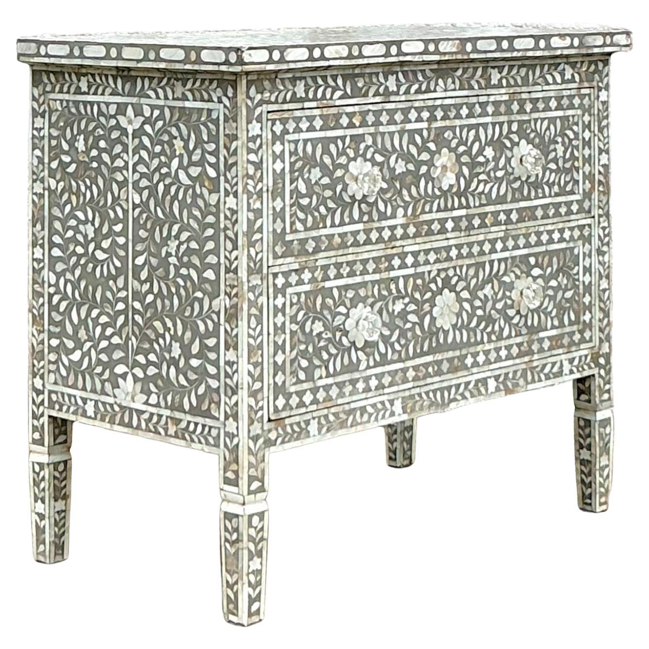 Vintage Boho Inlay Kommode