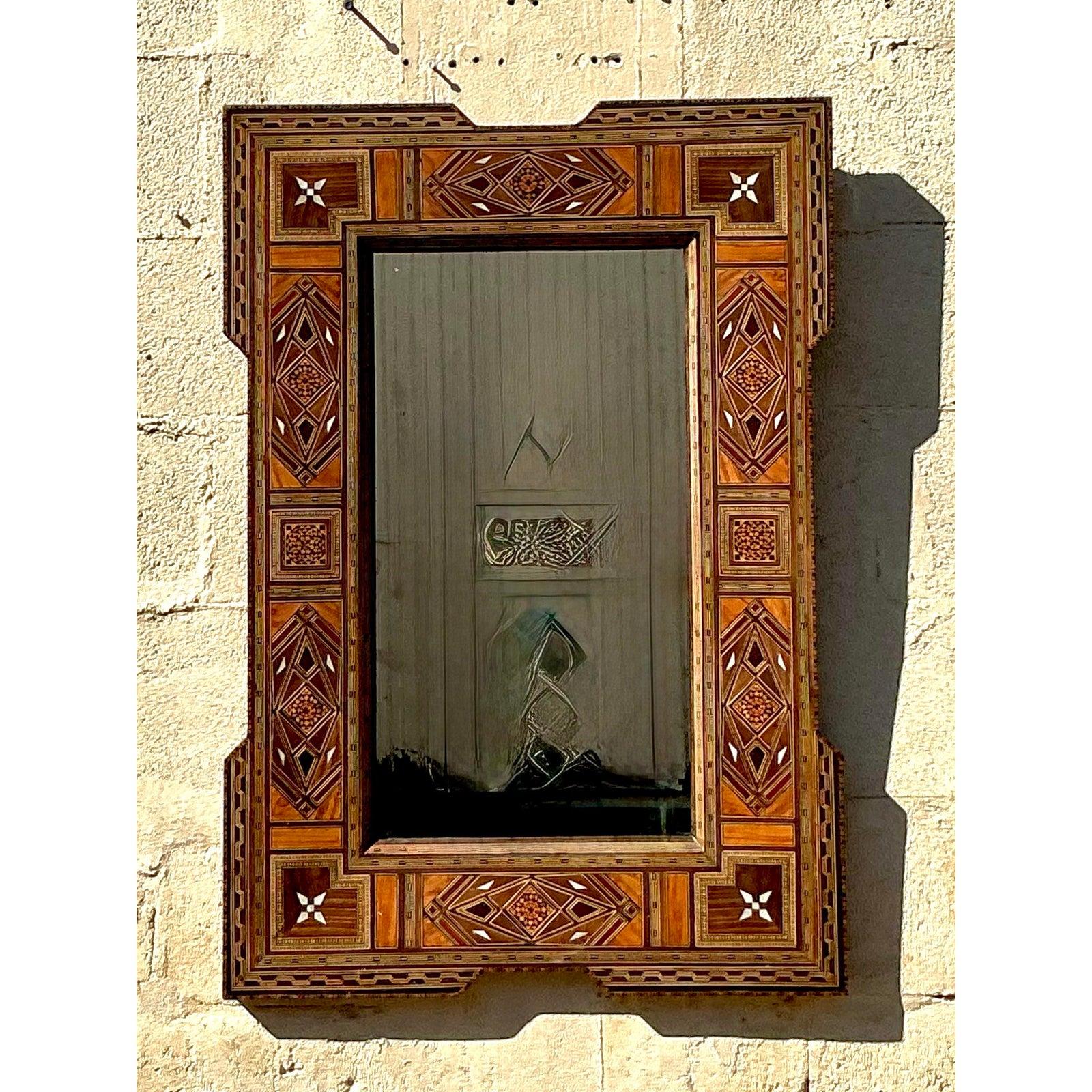 Marocain Miroir Boho vintage avec incrustation en vente