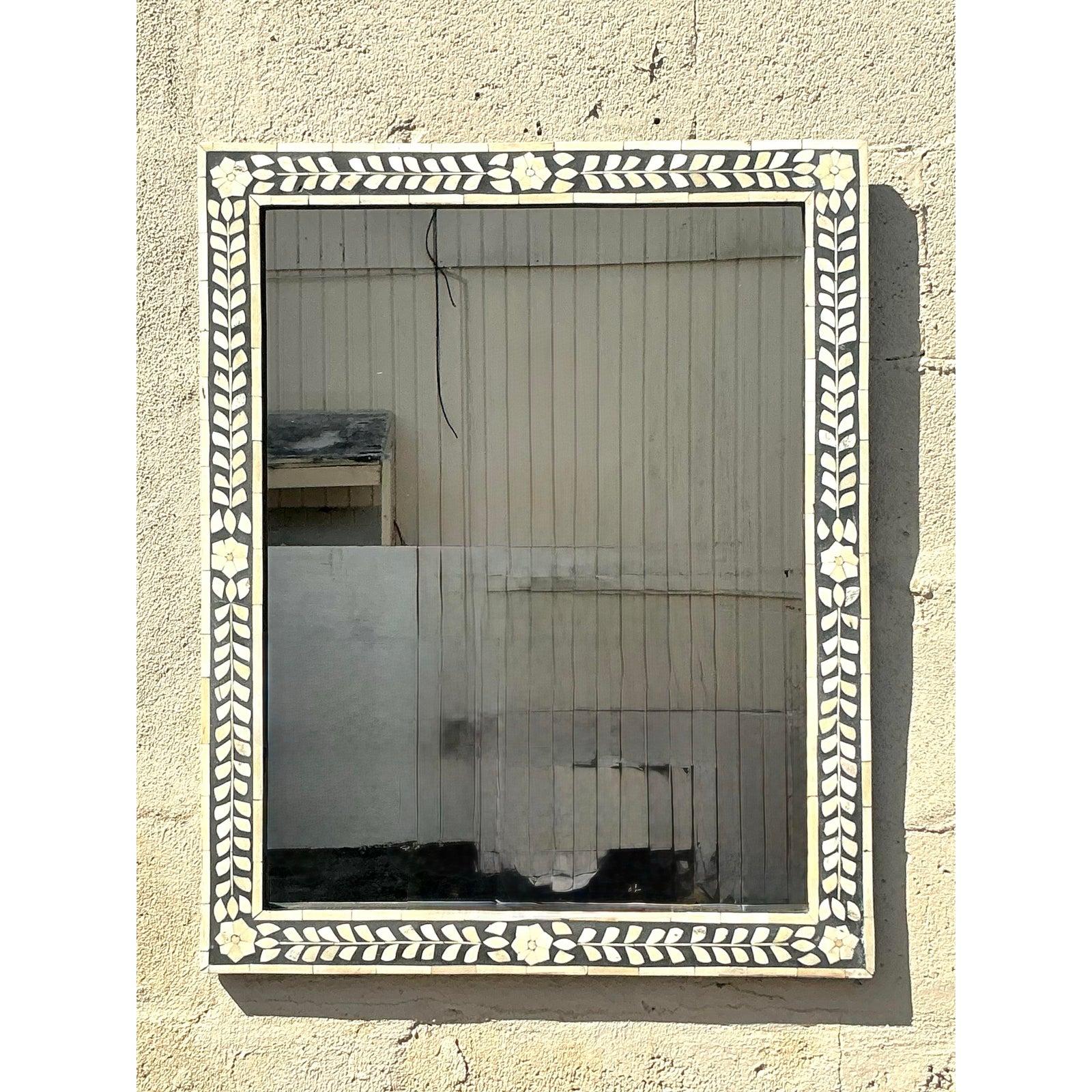 Miroir Boho vintage avec incrustation Bon état - En vente à west palm beach, FL