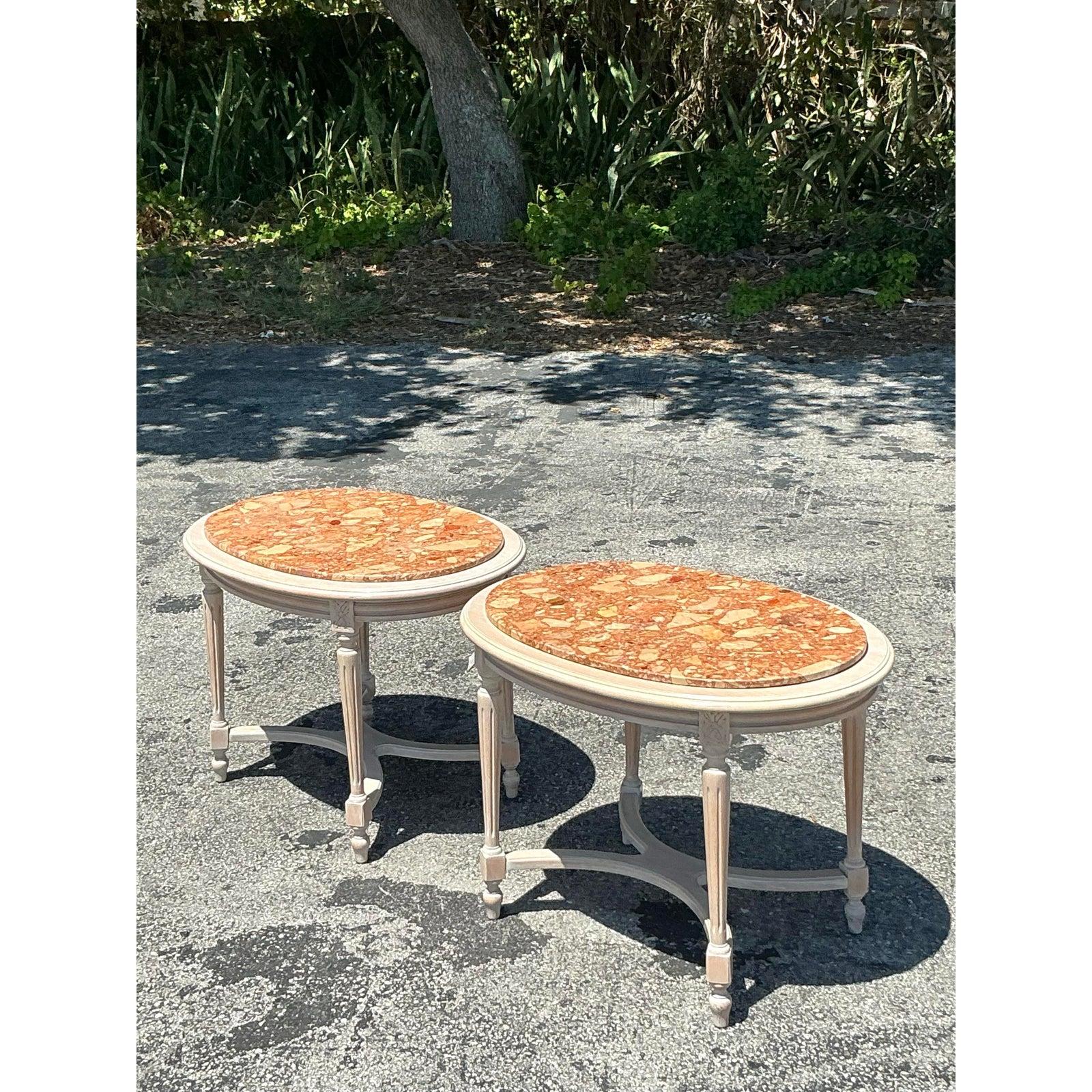 20ième siècle Tables d'appoint Vintage Boho en pierre - une paire en vente