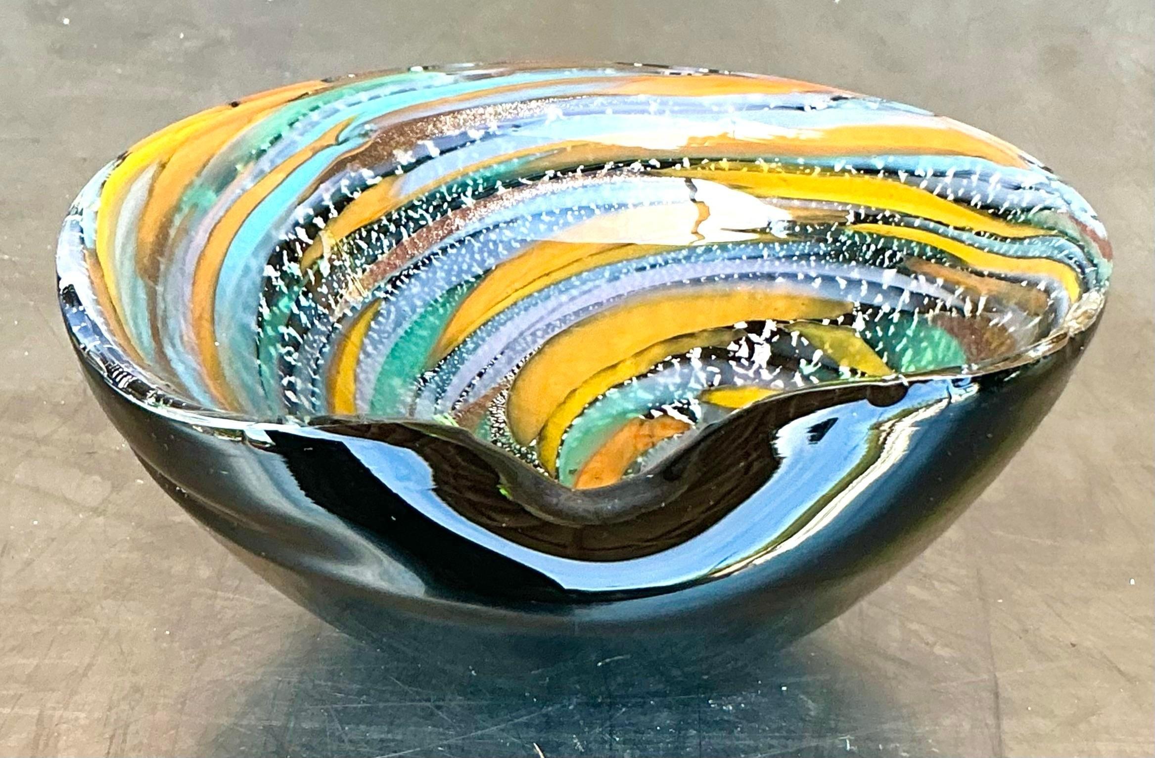 Vintage Boho Italian Glass Cuenco Remolino Después de Murano Italiano en venta