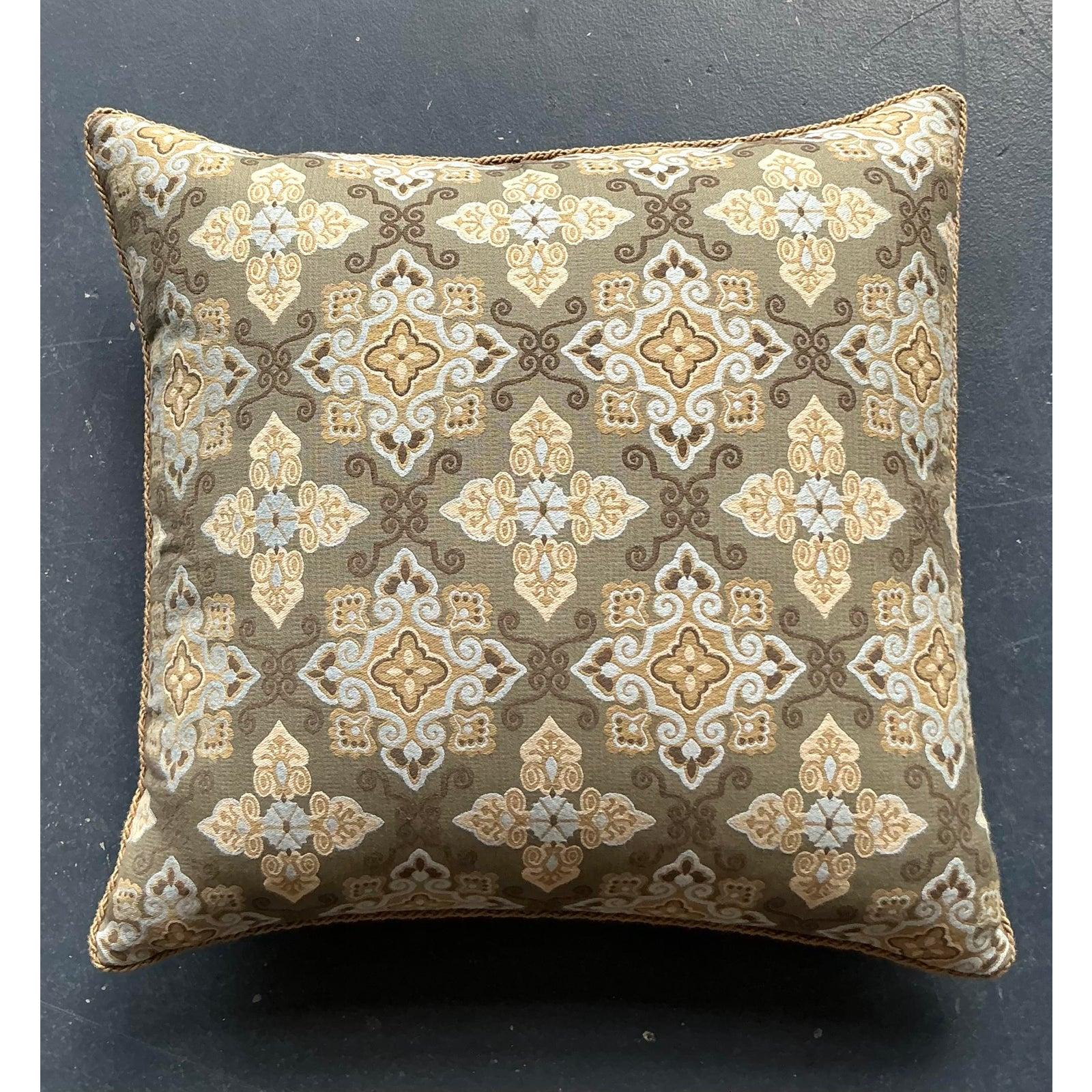 Américain Vintage Boho Jacquard Throw Pillow en vente