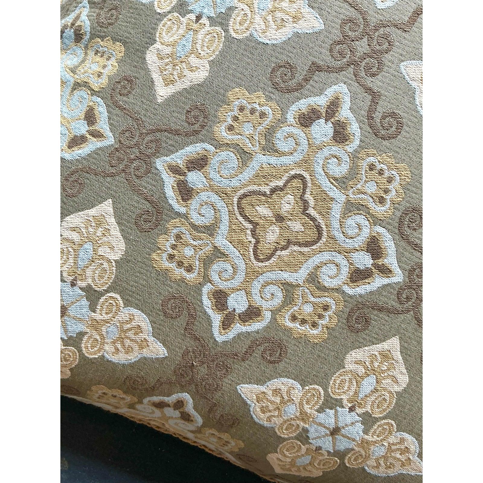 Vintage Boho Jacquard Throw Pillow Bon état - En vente à West Palm Beach, FL