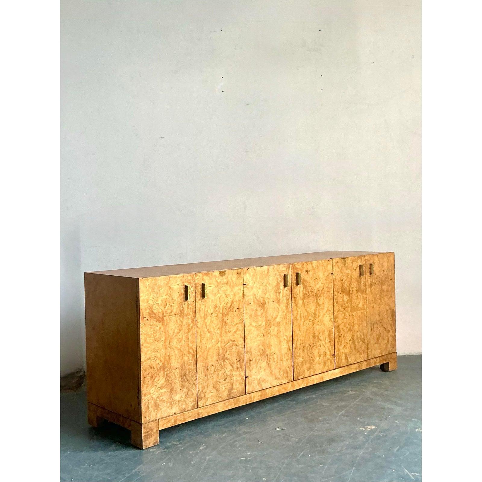 Vintage Boho John Widdicomb Burl Wood Credenza In Good Condition For Sale In West Palm Beach, FL