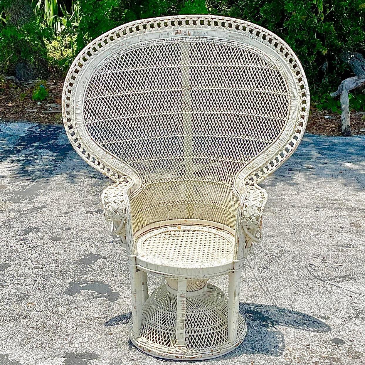 Vintage Boho King Cobra Rattan Peacock Chair In Good Condition For Sale In west palm beach, FL
