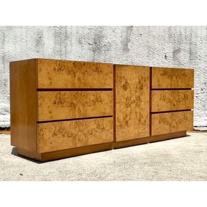 Credenza Vintage Boho Lane Burl Estadounidense en venta