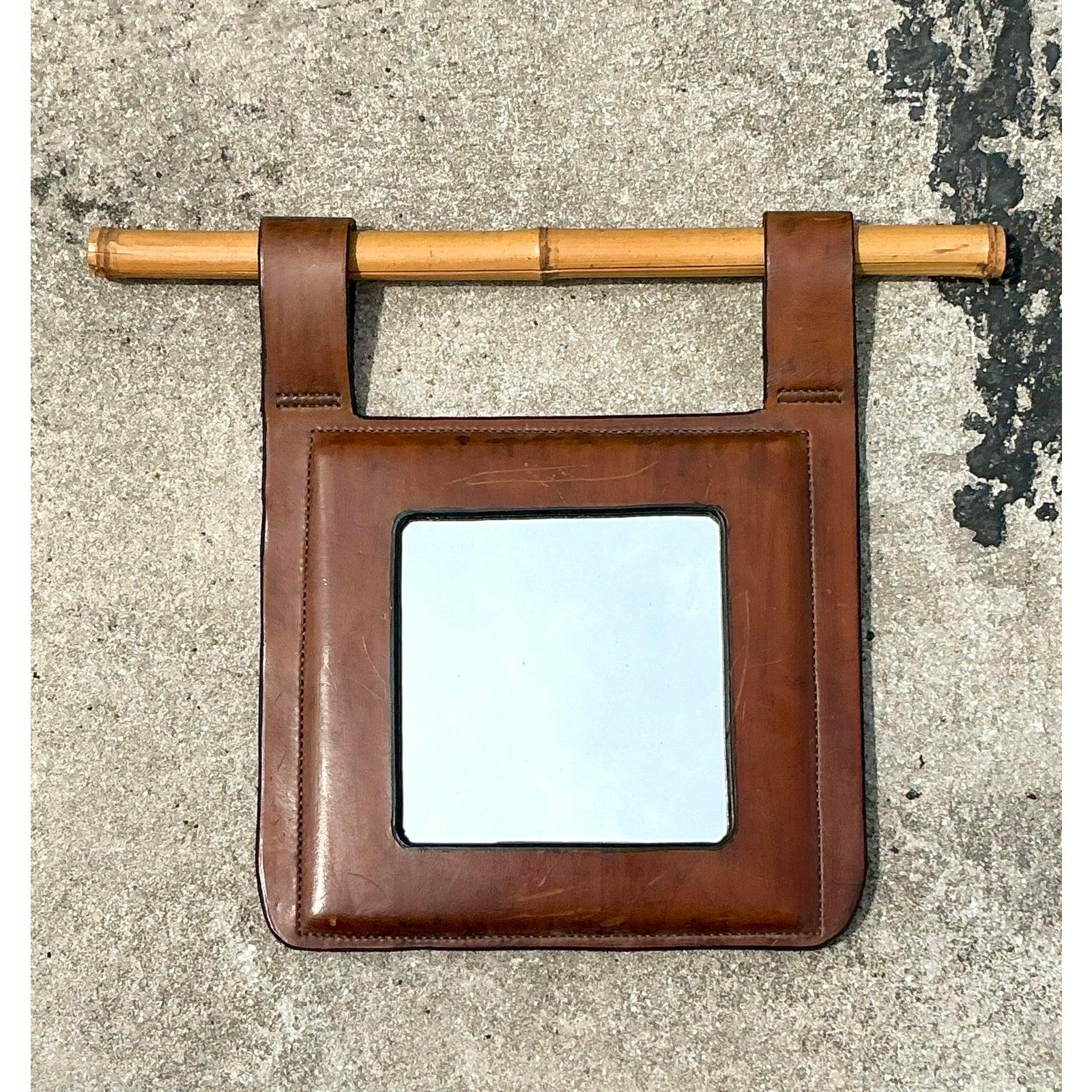 Vintage Boho Leather Pocket Mirror Cuero en venta