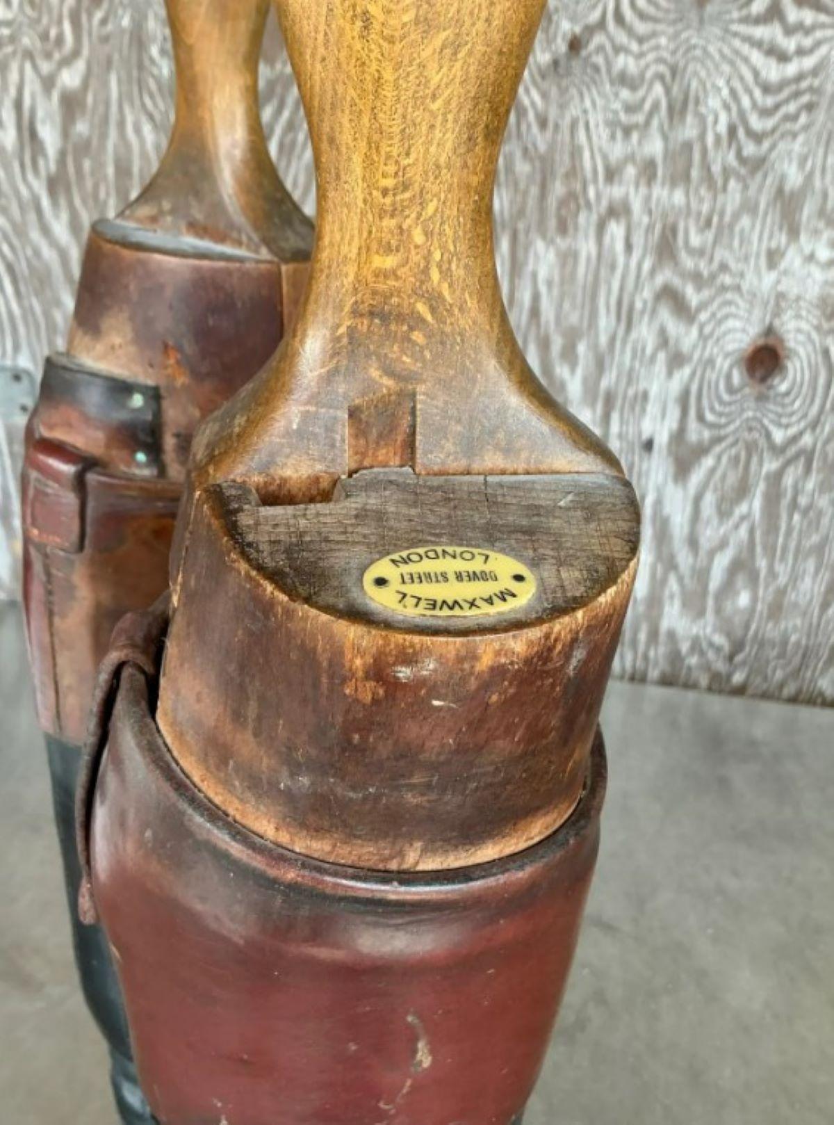 XX secolo Stivali da equitazione vintage in pelle bohémien - Un paio in vendita