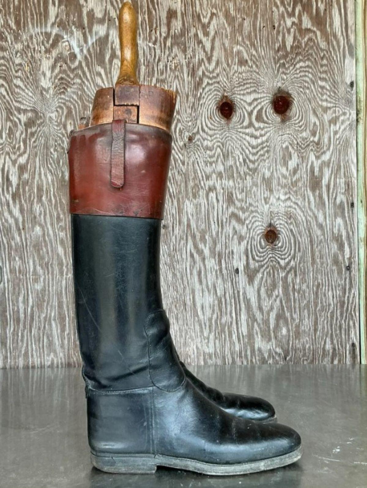 Ottone Stivali da equitazione vintage in pelle bohémien - Un paio in vendita