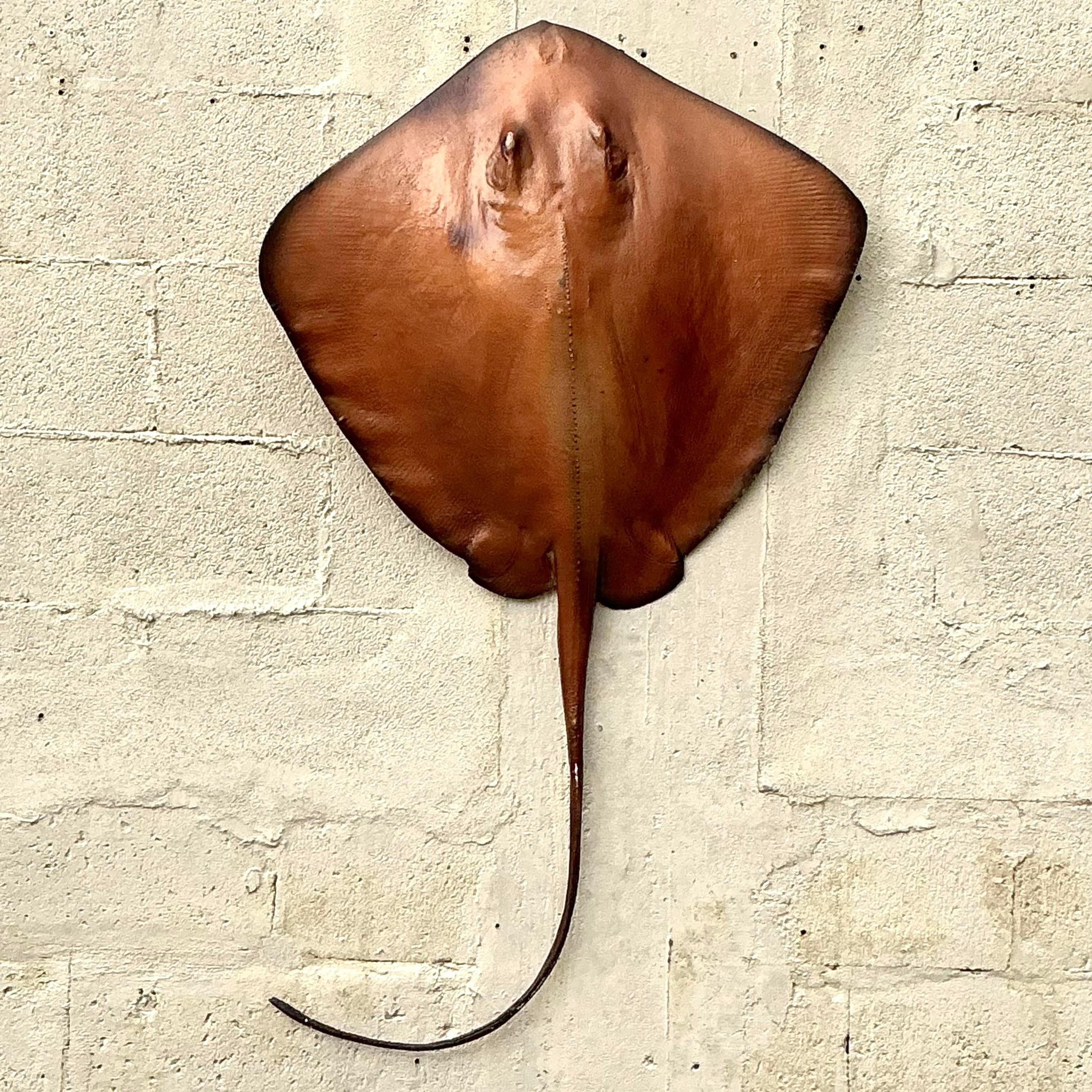 Mantarraya Vintage Boho de Fibra de Vidrio a Tamaño Natural en Bueno estado para la venta en West Palm Beach, FL