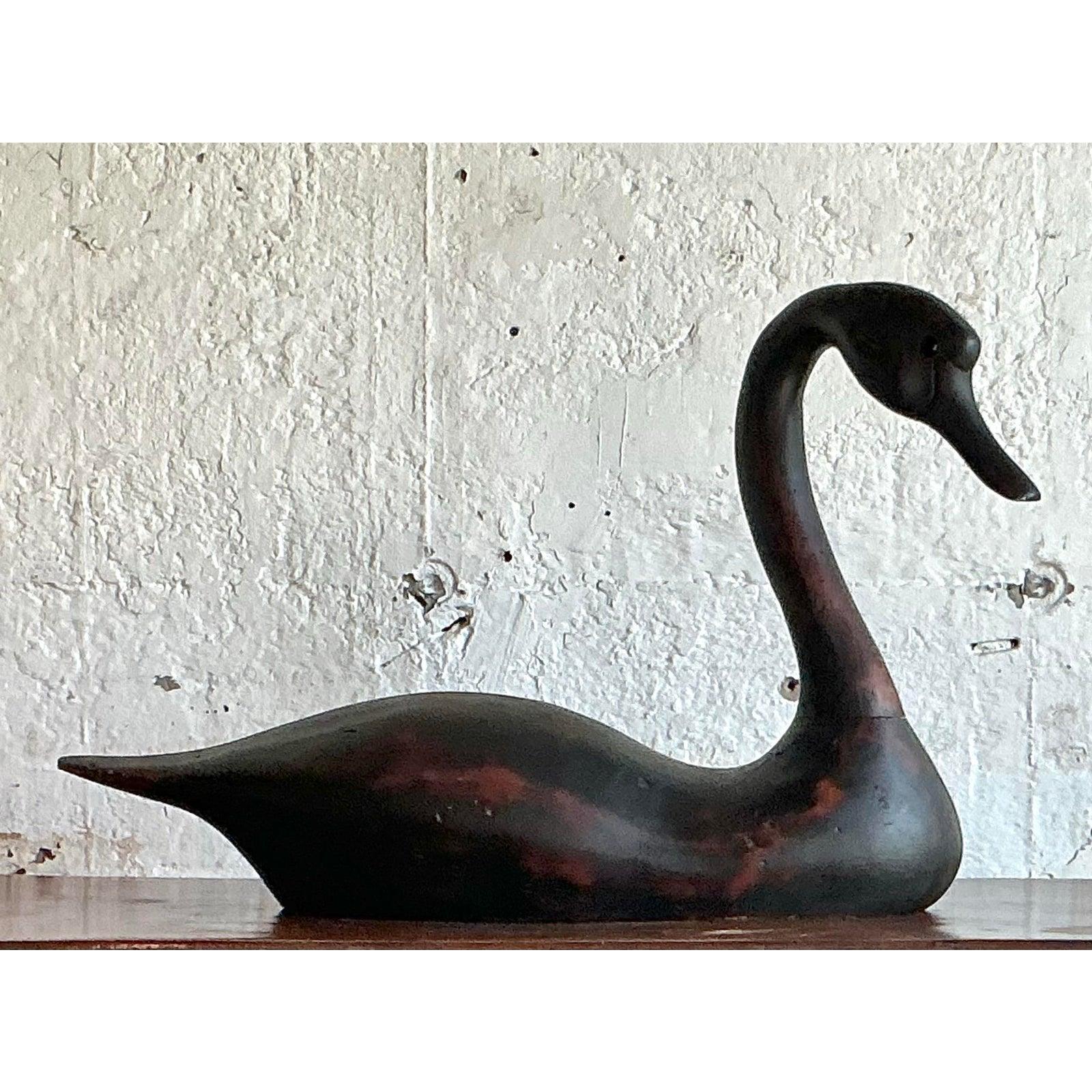 Mid-Century moderno Esca di cigno vintage a grandezza naturale Boho in vendita