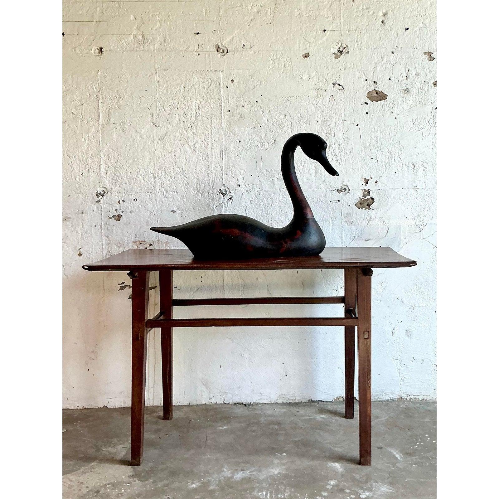 Americano Esca di cigno vintage a grandezza naturale Boho in vendita