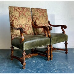 Vintage Boho Lillian August Thron Stühle - ein Paar