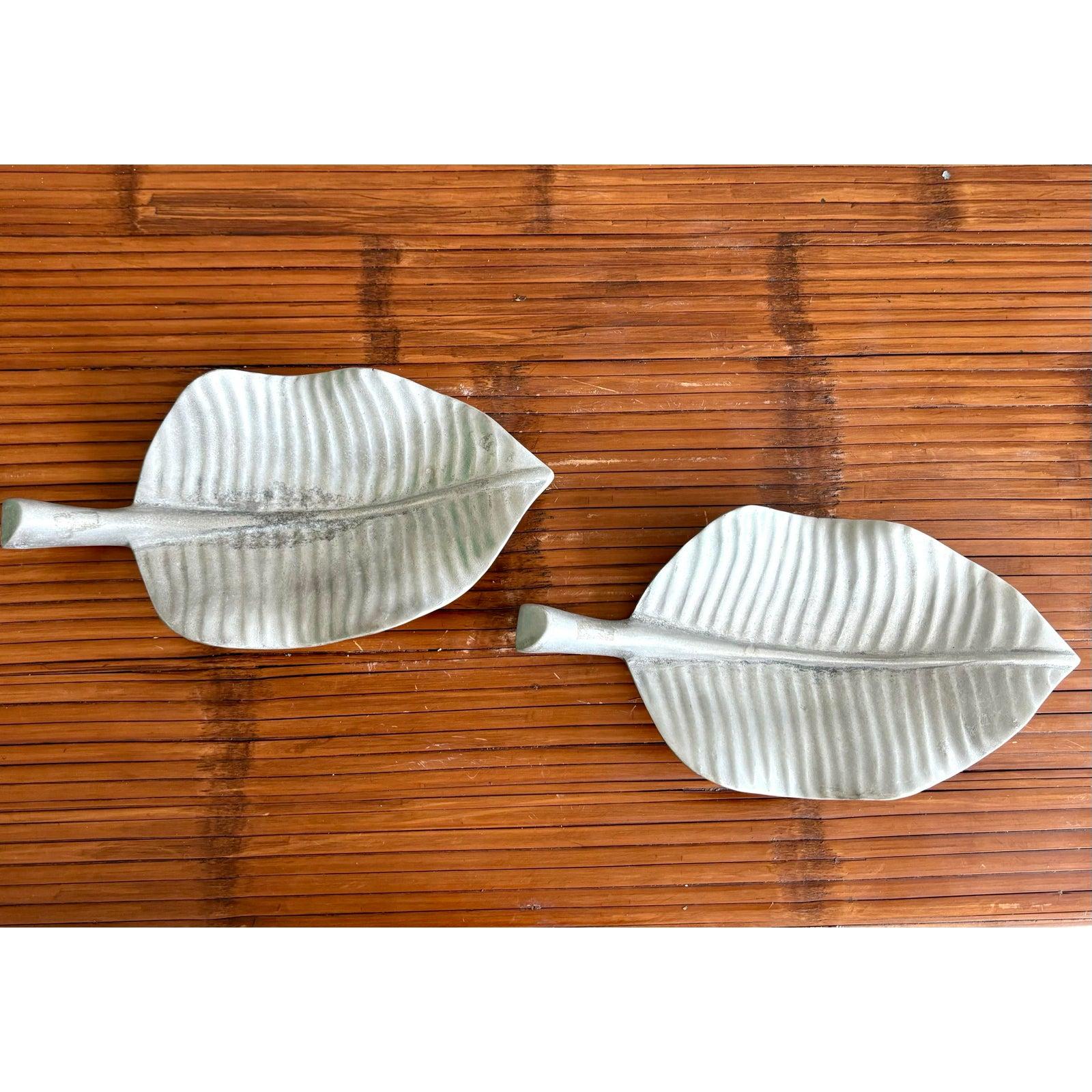 Philippine Vintage Boho Maitland-Smith Silver Leaf Plates- Set of 2 For Sale