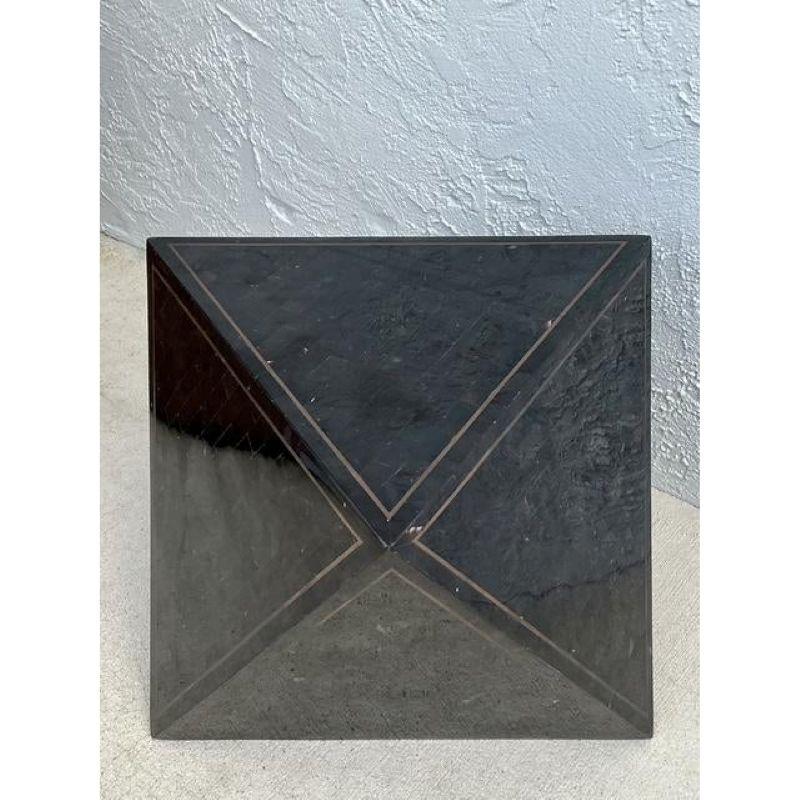 Vintage Boho Maitland Smith Tessellated Horn Triangle Table For Sale 1