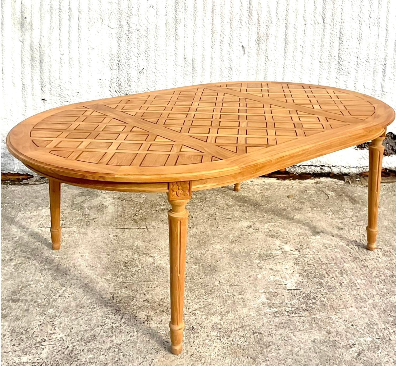 Table de salle à manger de jardin Boho Massant vintage en vente 2