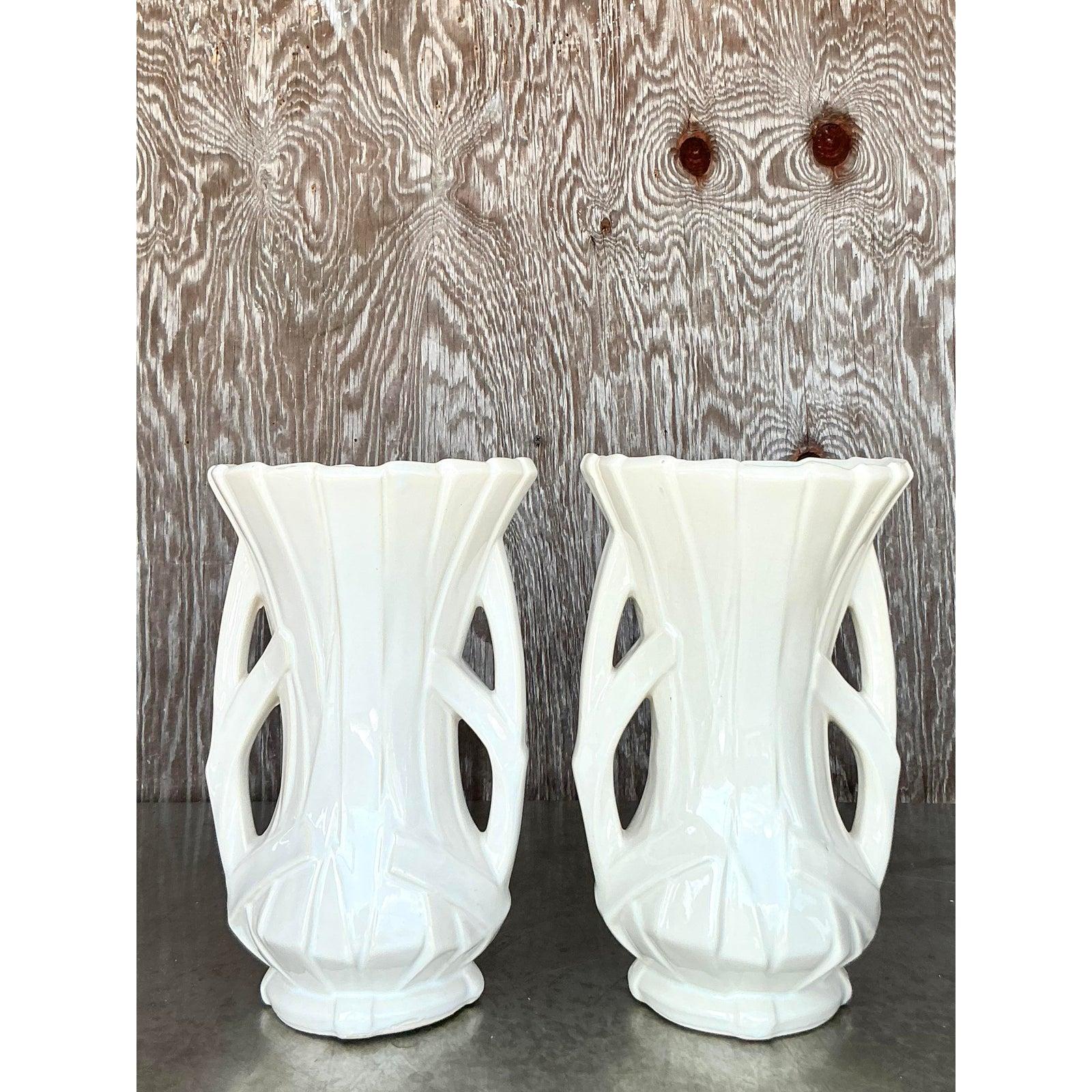 XX secolo Vaso a nastro Boho McCoy d'epoca - Una coppia in vendita