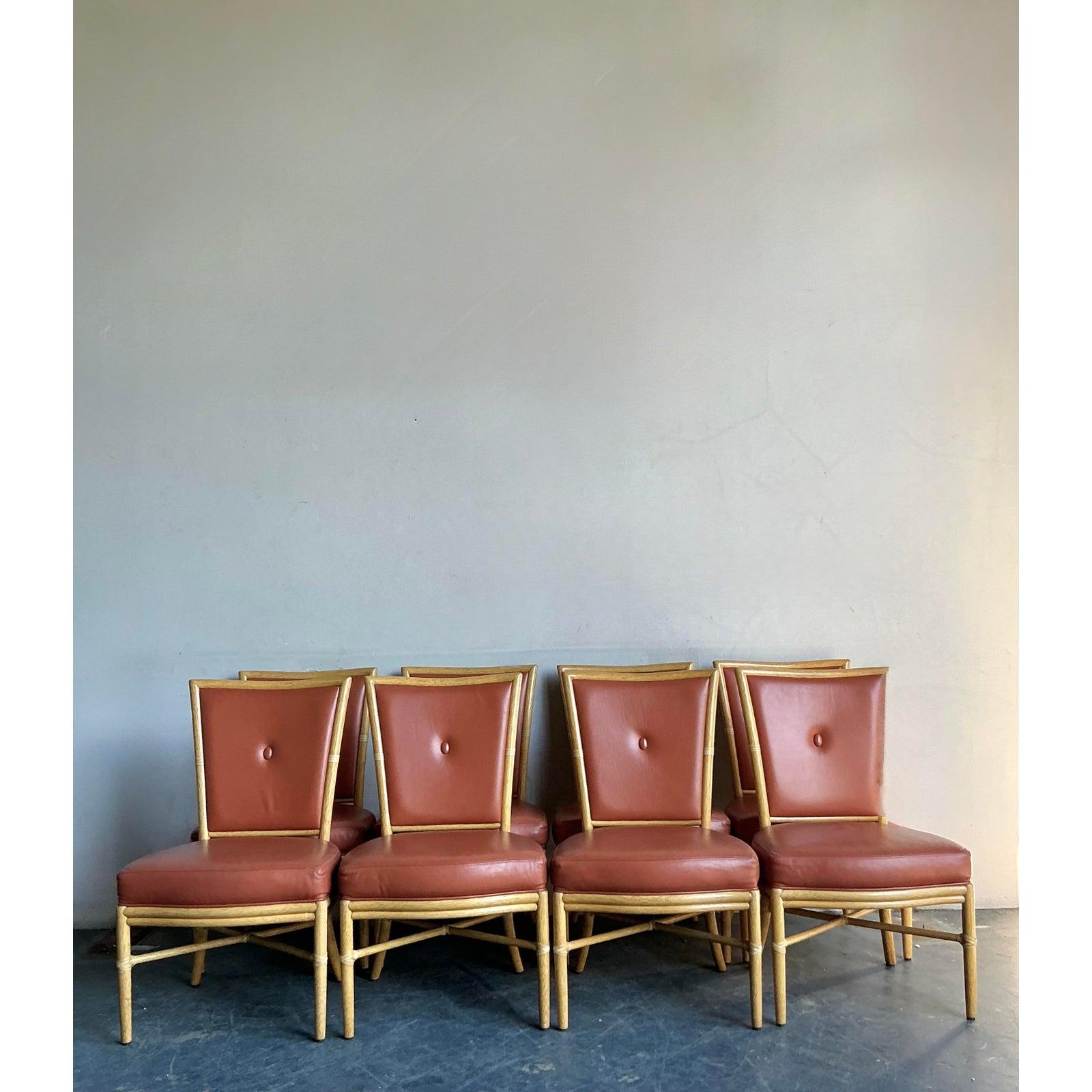 XX secolo Sedie da pranzo in pelle vintage Boho McGuire Tufted Kravet - Set di 8 in vendita