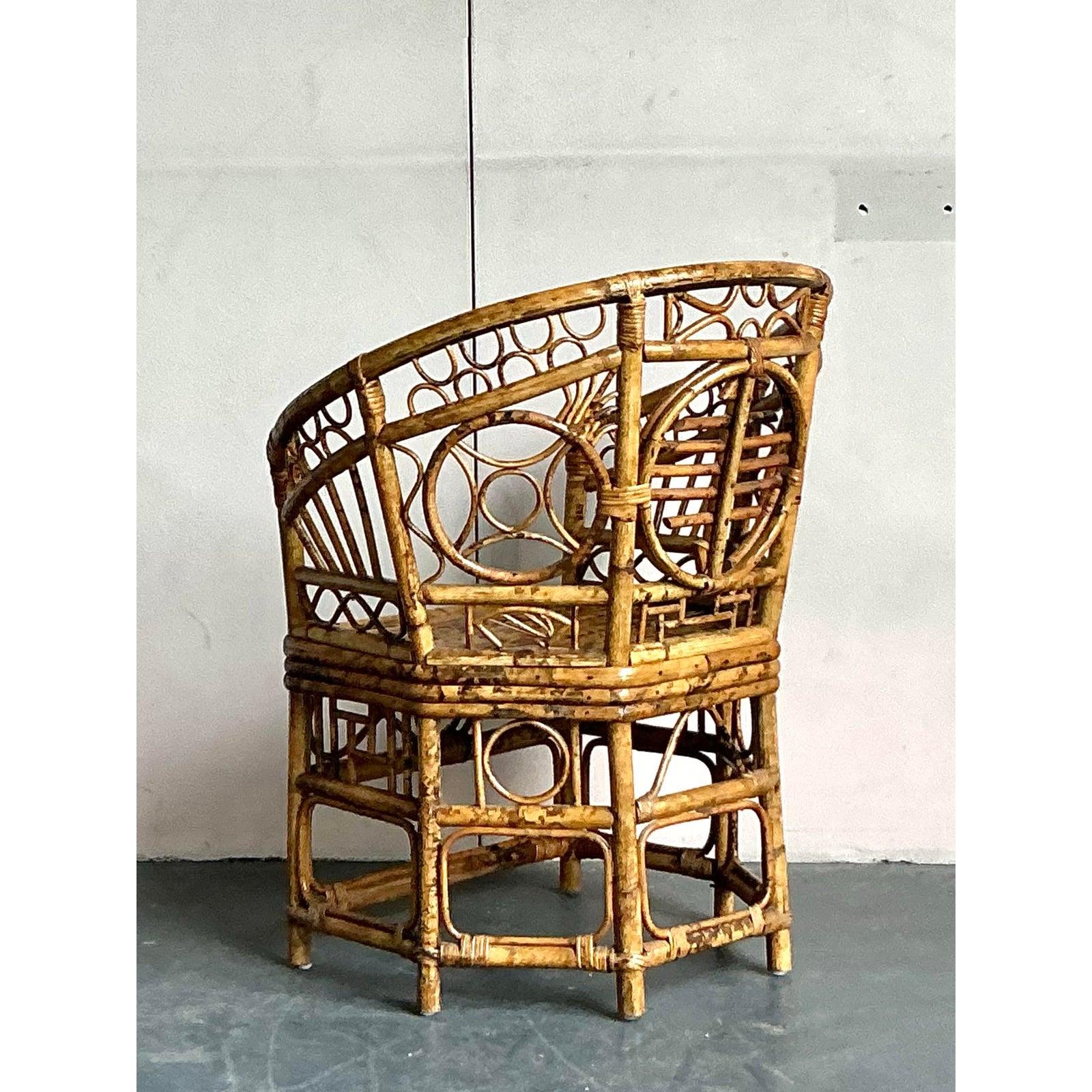 Silla Pavillon Vintage Boho con Respaldo Medallón de Bambú Brighton Chinoiserie en venta
