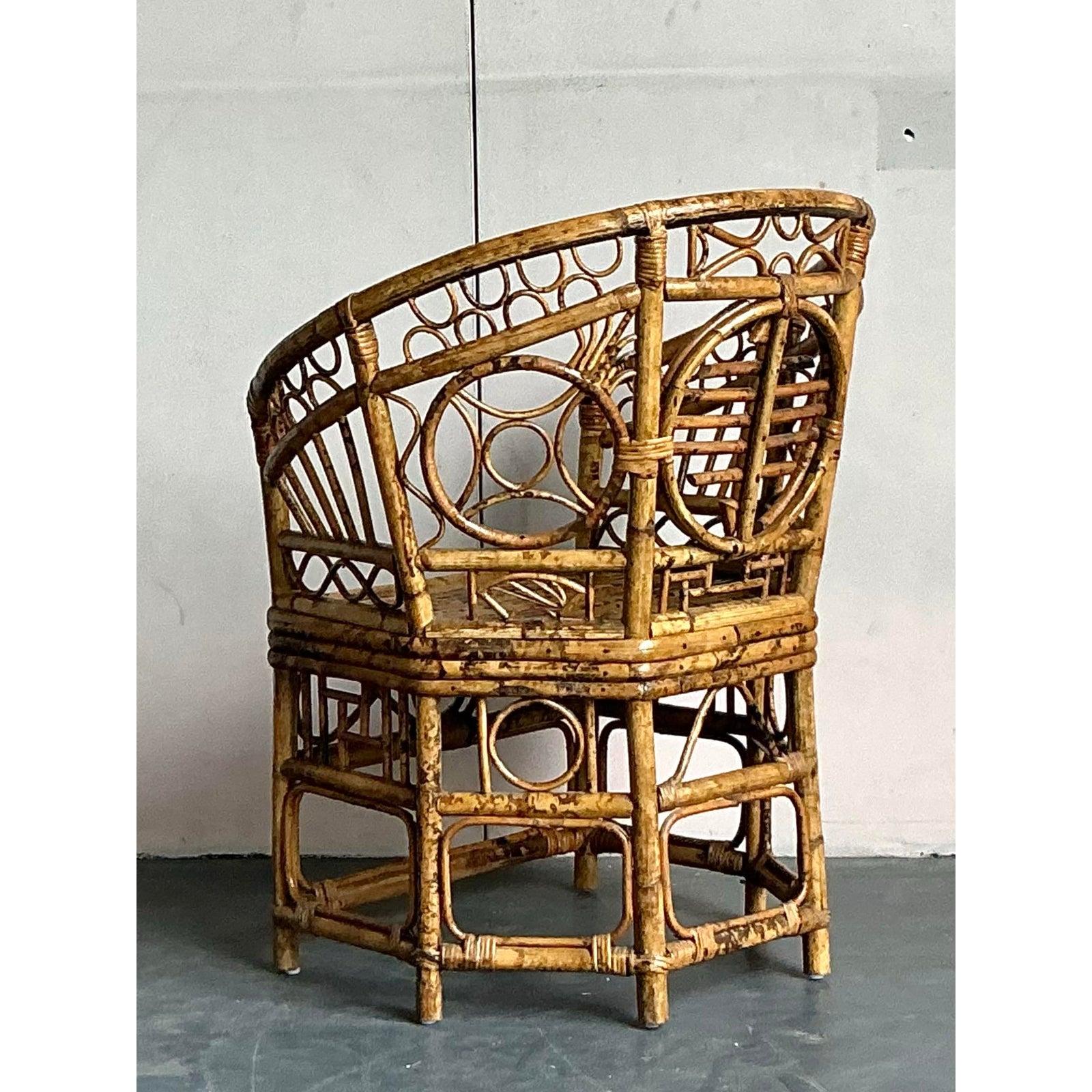 Silla Pavillon Vintage Boho con Respaldo Medallón de Bambú Brighton Filipino en venta