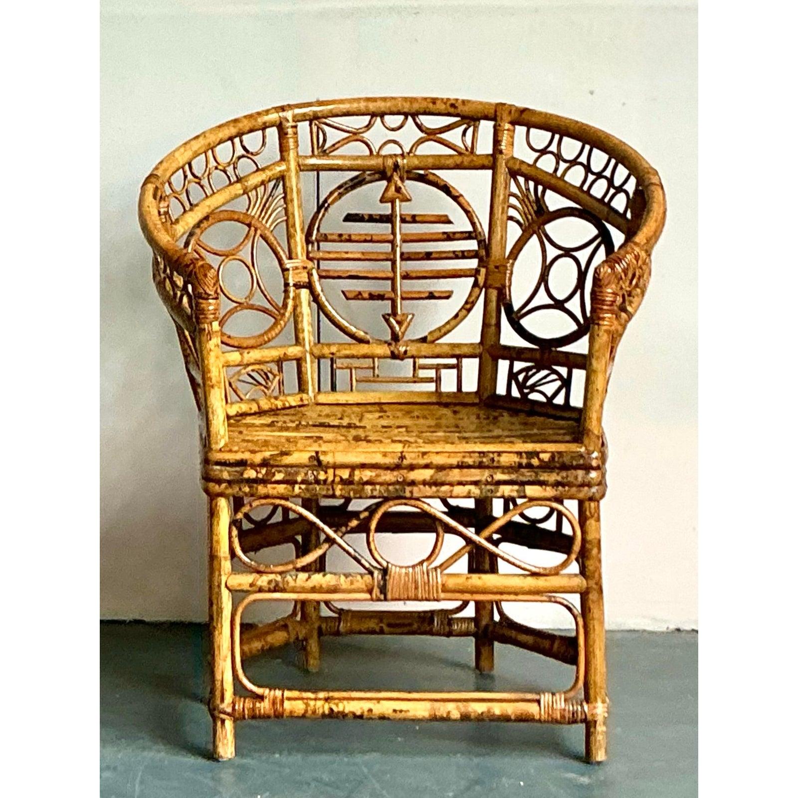 Silla Pavillon Vintage Boho con Respaldo Medallón de Bambú Brighton en Bueno estado para la venta en West Palm Beach, FL