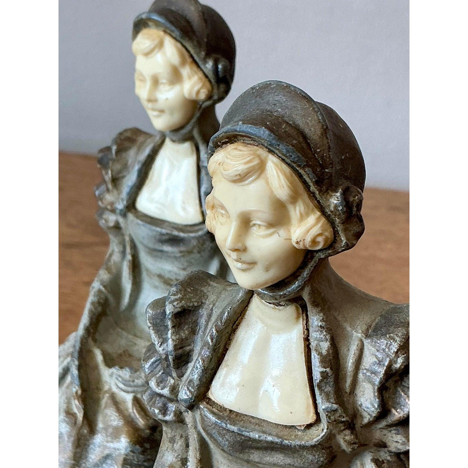 Vintage Boho Metal Lady Bookends - Set of 2 In Good Condition For Sale In West Palm Beach, FL