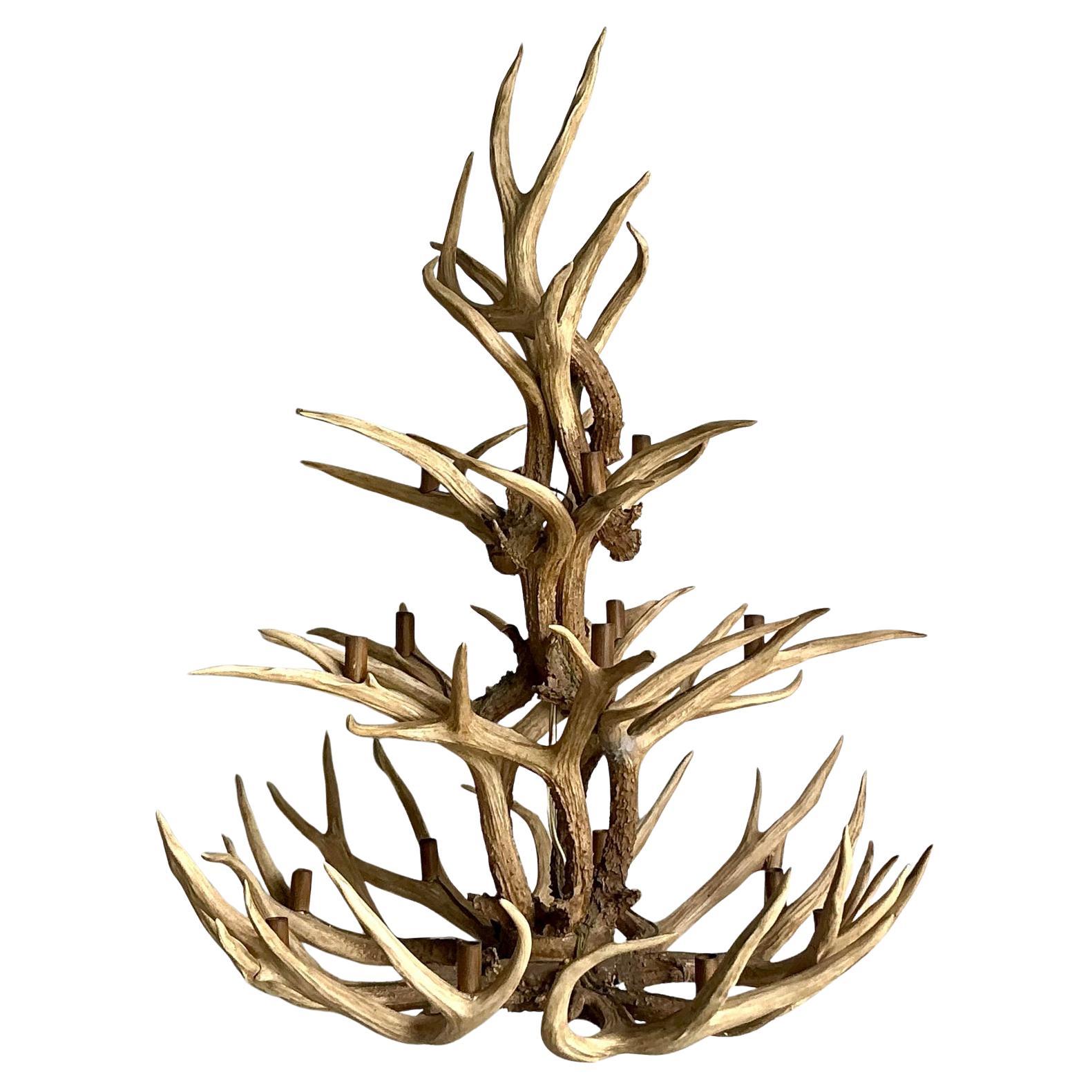 Lustre en bois de cerf vintage Boho Monumental