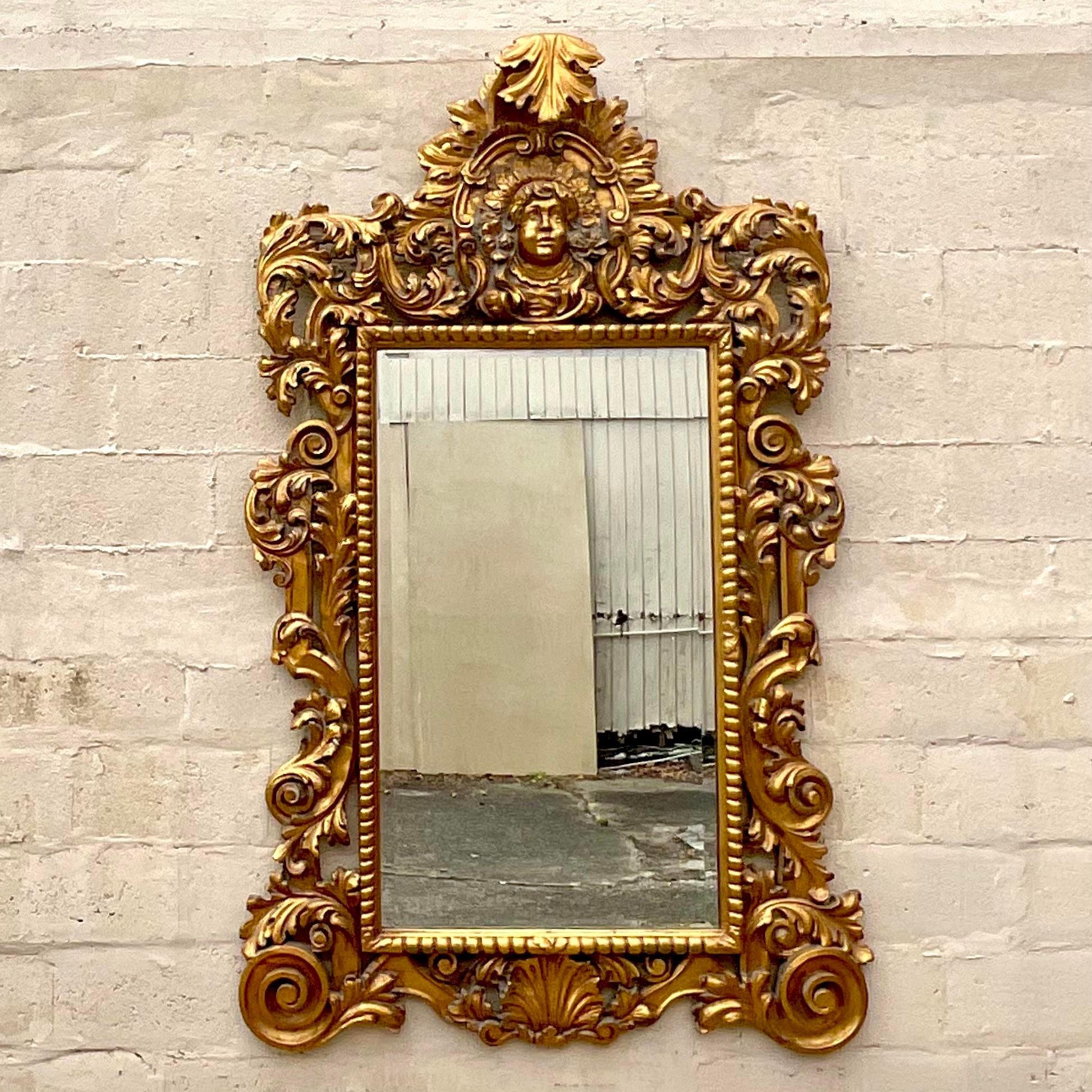 Hollywood Regency Specchio monumentale d'epoca Boho intagliato e dorato in vendita