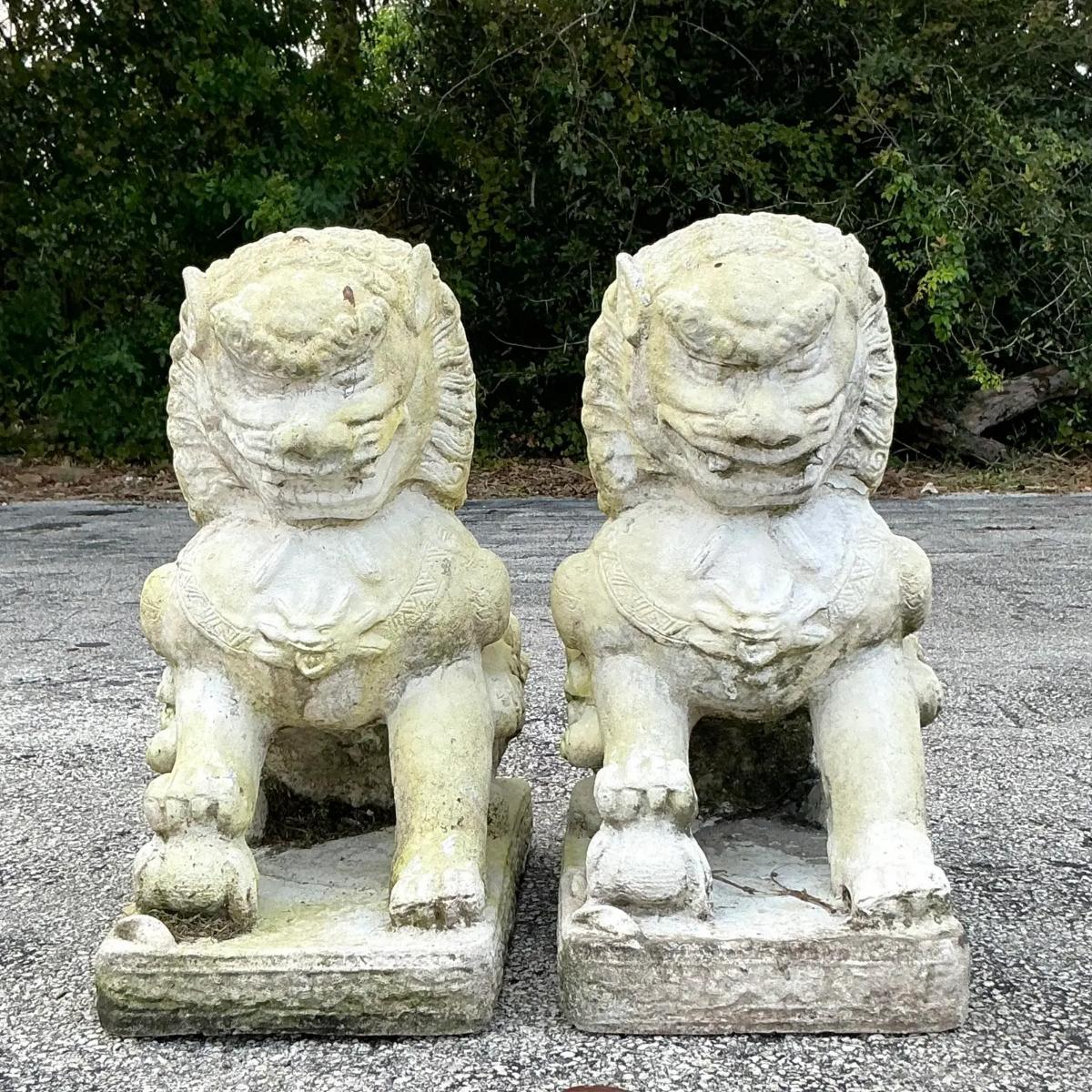 Americano Cani Foo monumentali in cemento armato vintage Boho - una coppia in vendita