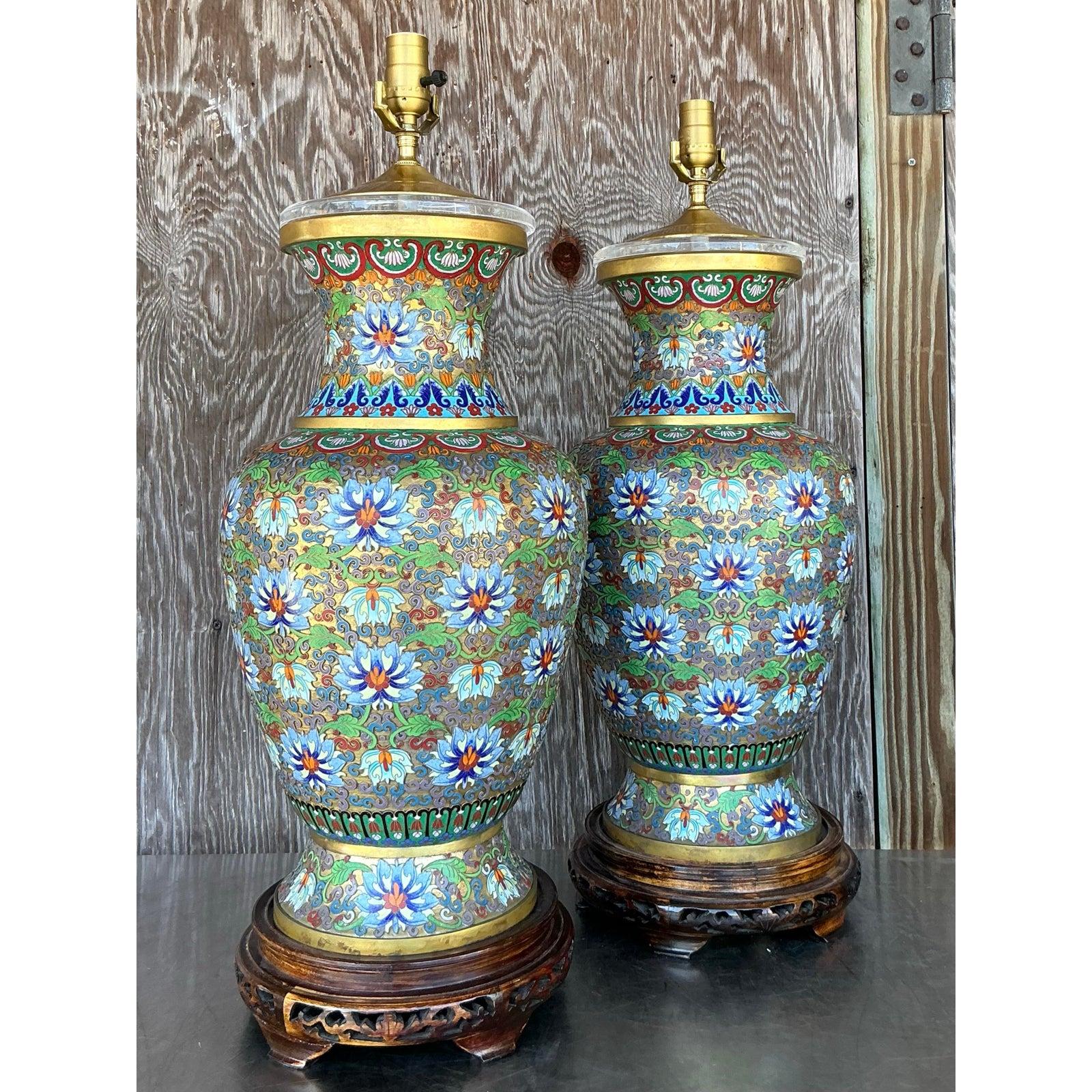 Cinese Lampade Cloisonné monumentali Boho d'epoca - Una coppia in vendita