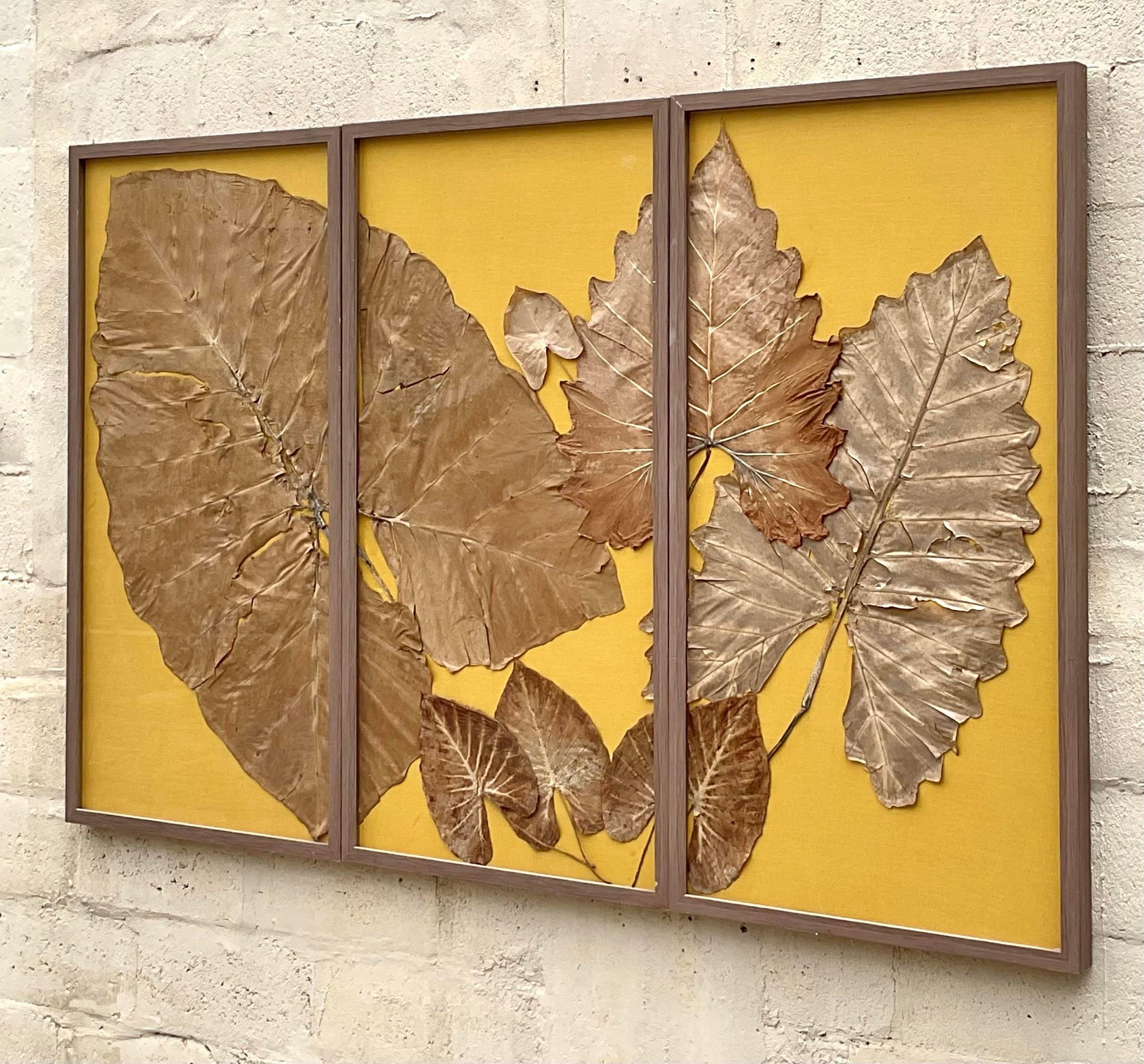 Vintage Boho Monumental Getrocknete Blätter Triptychon im Zustand „Gut“ im Angebot in West Palm Beach, FL