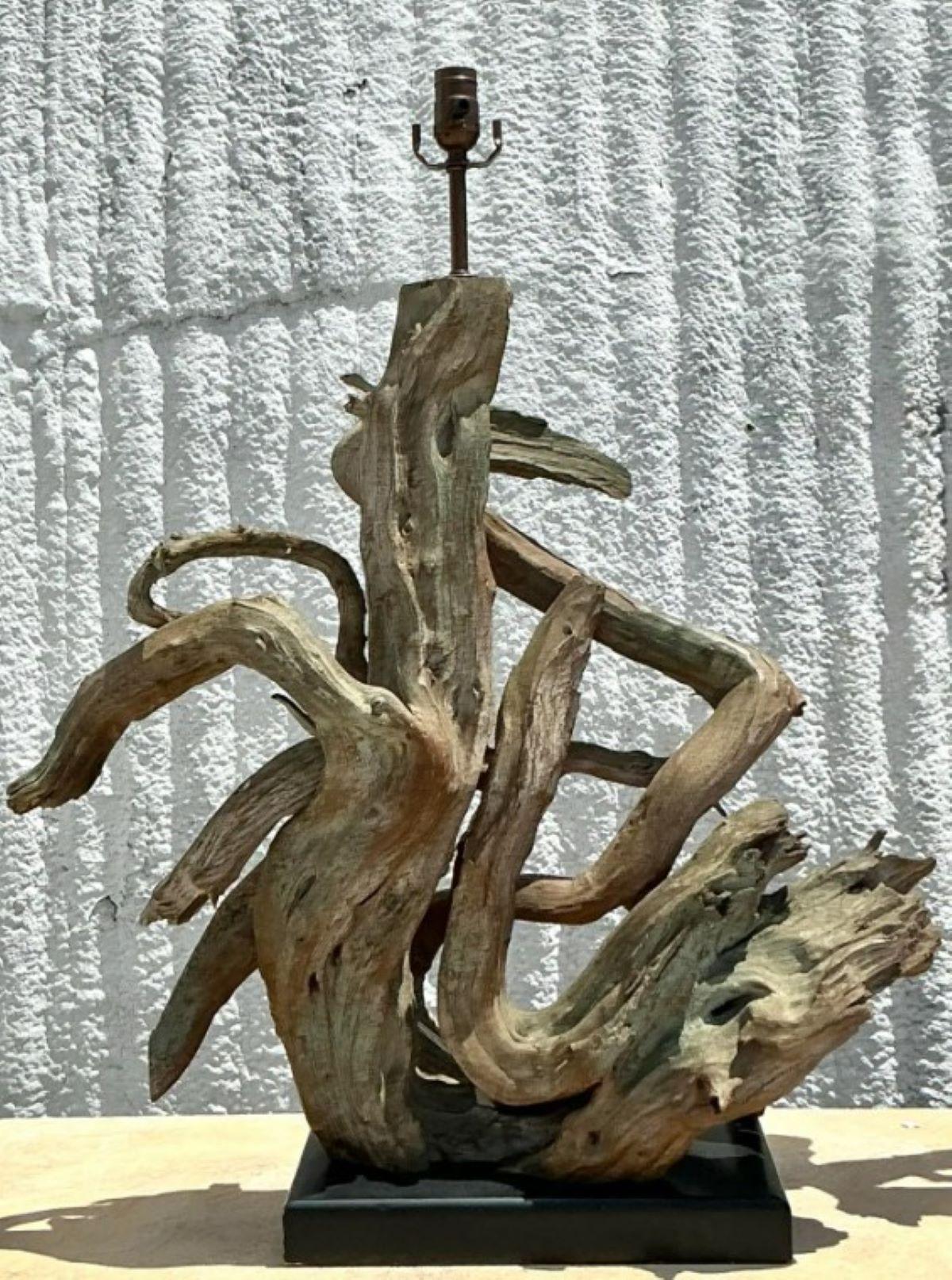 Legno di mare Lampade monumentali Boho d'epoca in legno di zattera - una coppia in vendita