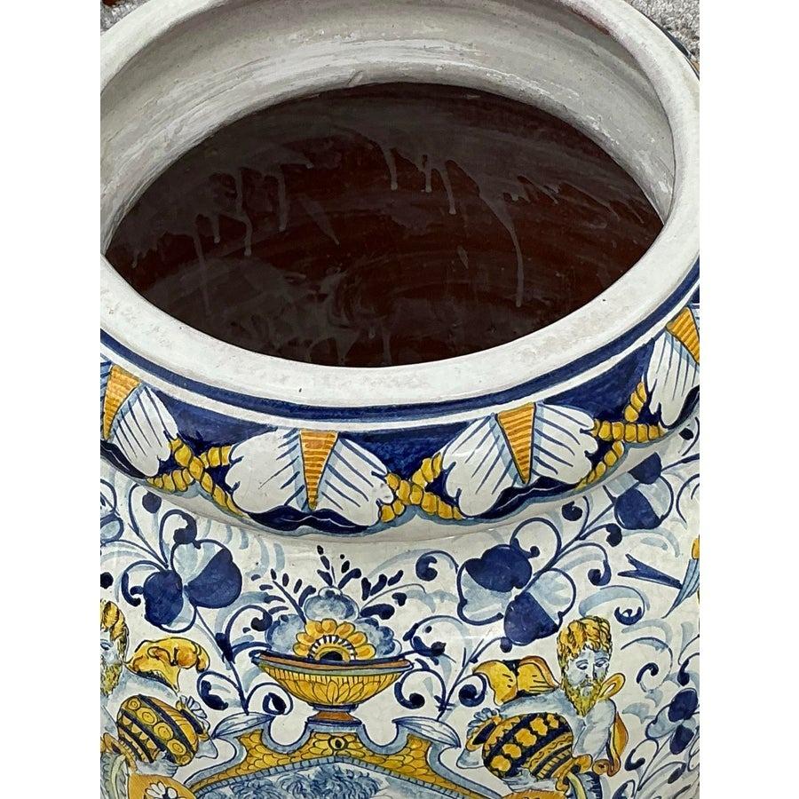 Urne monumentale Boho Caffagiolo en terre cuite Bon état - En vente à West Palm Beach, FL