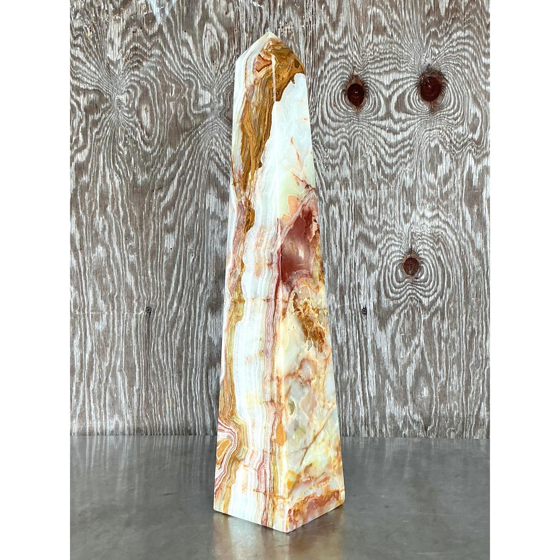 Americano Obelisco monumentale in onice vintage Boho in vendita