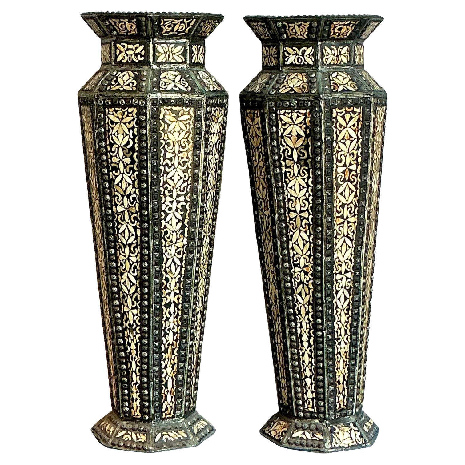 Urnes de sol vintage Boho Monumental Palace Inlay - Une paire